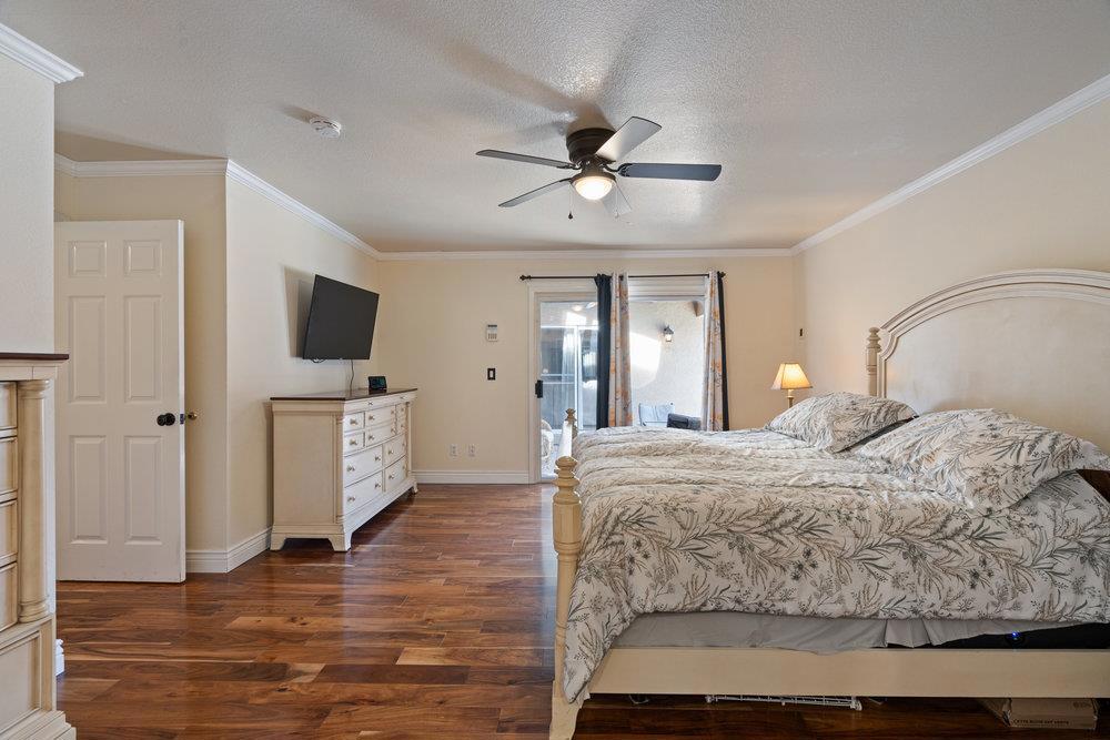 Hollister, California, 95023, United States, 4 Bedrooms Bedrooms, ,2 BathroomsBathrooms,Residential,For Sale,1990485