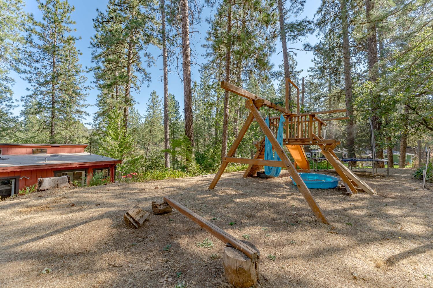 Colfax, California, 95713, United States, 3 Bedrooms Bedrooms, ,2 BathroomsBathrooms,Residential,For Sale,1940988