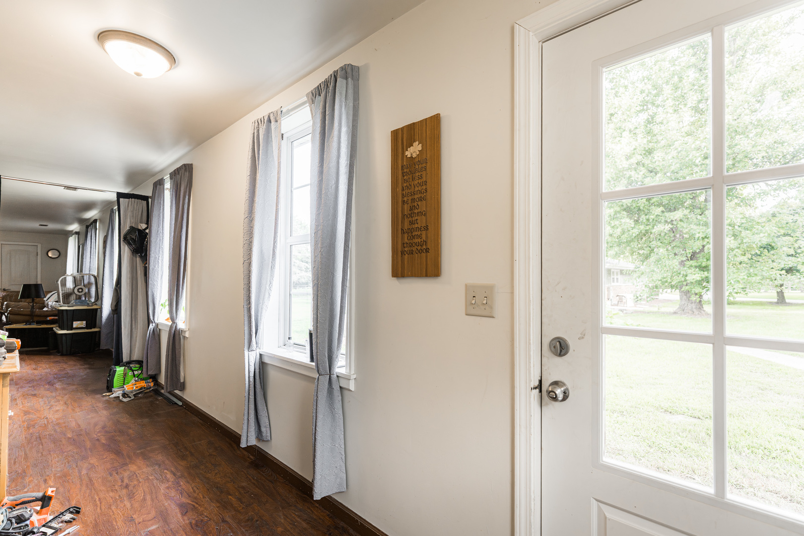 Hinckley, Illinois, 60520, United States, 3 Bedrooms Bedrooms, ,2 BathroomsBathrooms,Residential,For Sale,1921683