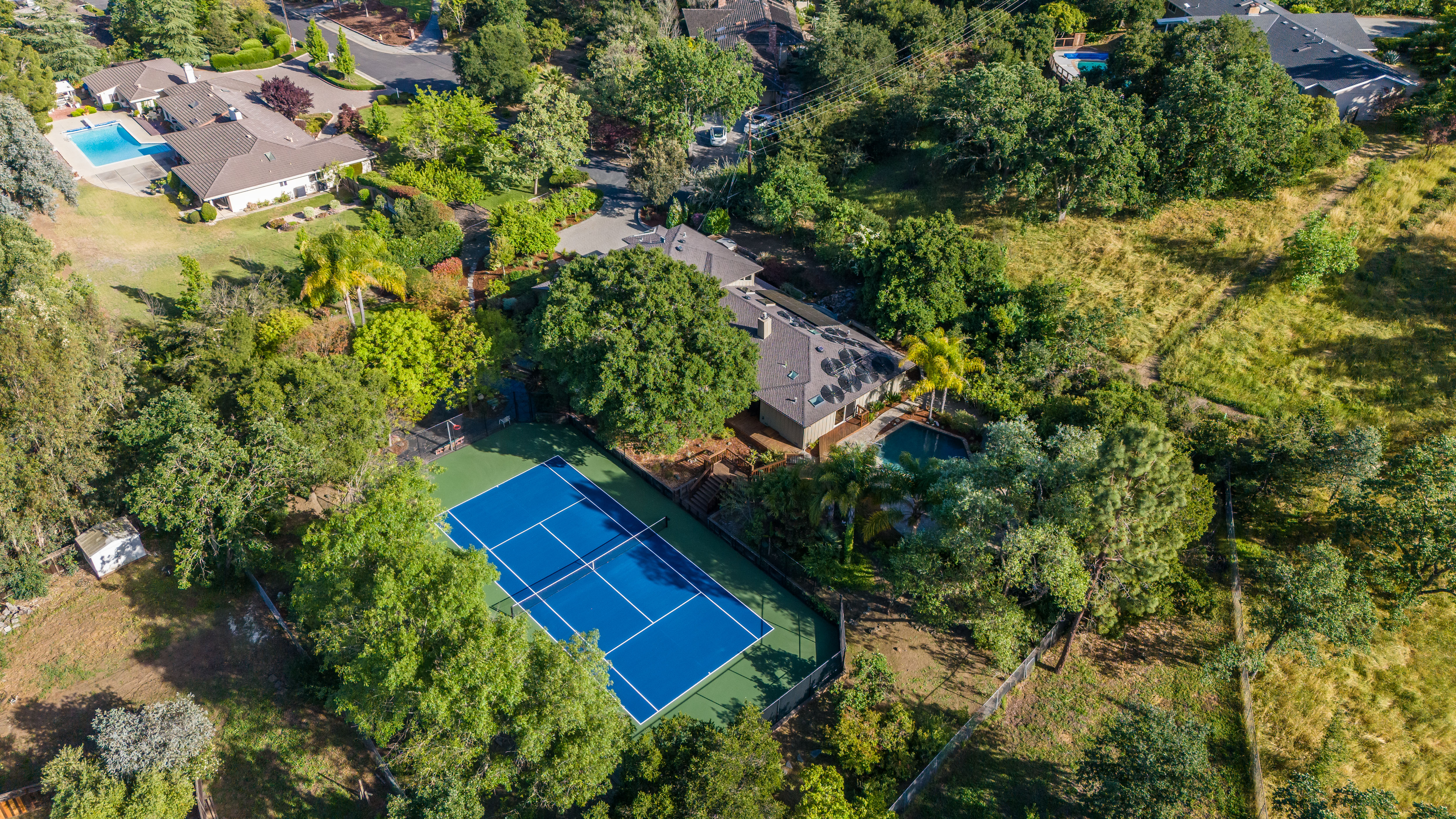  Contemporary Luxury with Pool, Tennis, and Solar - 物件實景