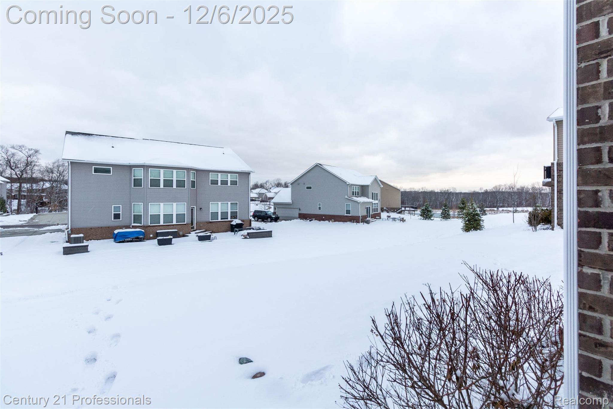 LakeOrion, Michigan, 48360, United States, 4 Bedrooms Bedrooms, ,3 BathroomsBathrooms,Residential,For Sale,2000120