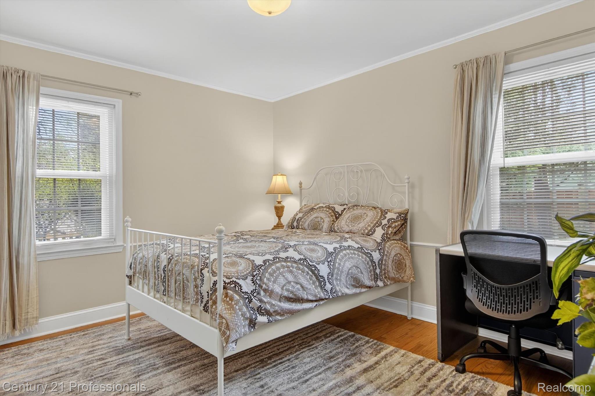 AnnArbor, Michigan, 48103, United States, 3 Bedrooms Bedrooms, ,2 BathroomsBathrooms,Residential,For Sale,2038330