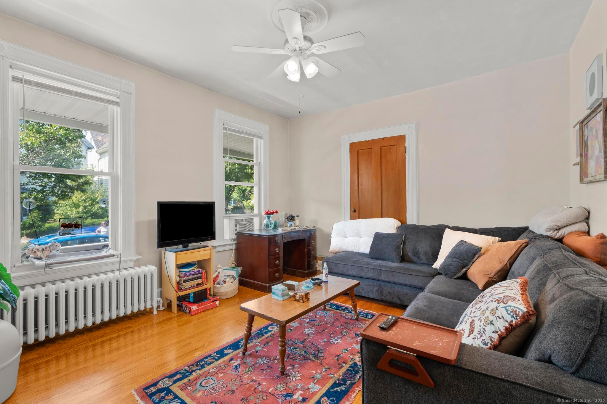 New Haven, Connecticut, 06511, United States, 5 Bedrooms Bedrooms, ,3 BathroomsBathrooms,Residential,For Sale,1930544