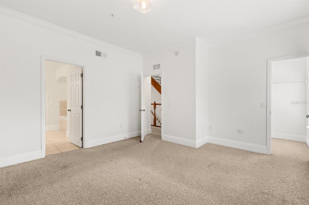 Orlando, Florida, 32814, United States, 4 Bedrooms Bedrooms, ,5 BathroomsBathrooms,Residential,For Sale,1901363