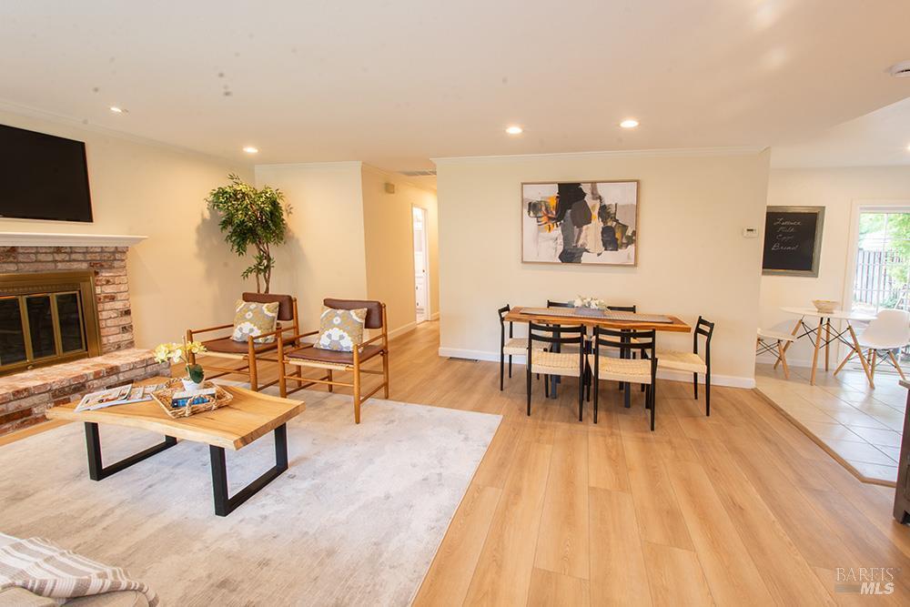 Sonoma, California, 95476, United States, 3 Bedrooms Bedrooms, ,2 BathroomsBathrooms,Residential,For Sale,1943172