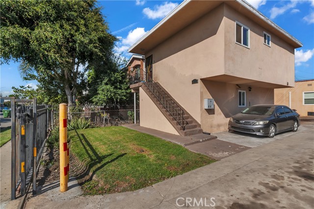 Los Angeles, California, 90003, United States, 4 Bedrooms Bedrooms, ,Residential,For Sale,1997740