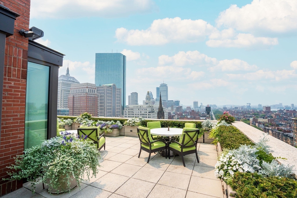 Boston, Massachusetts, 02116, United States, 3 Bedrooms Bedrooms, ,5 BathroomsBathrooms,Residential,For Sale,1941760