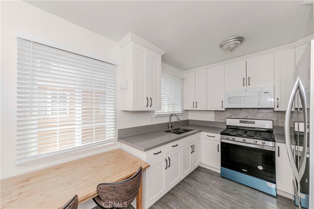 Los Angeles, California, 90007, United States, ,Residential,For Sale,1984452