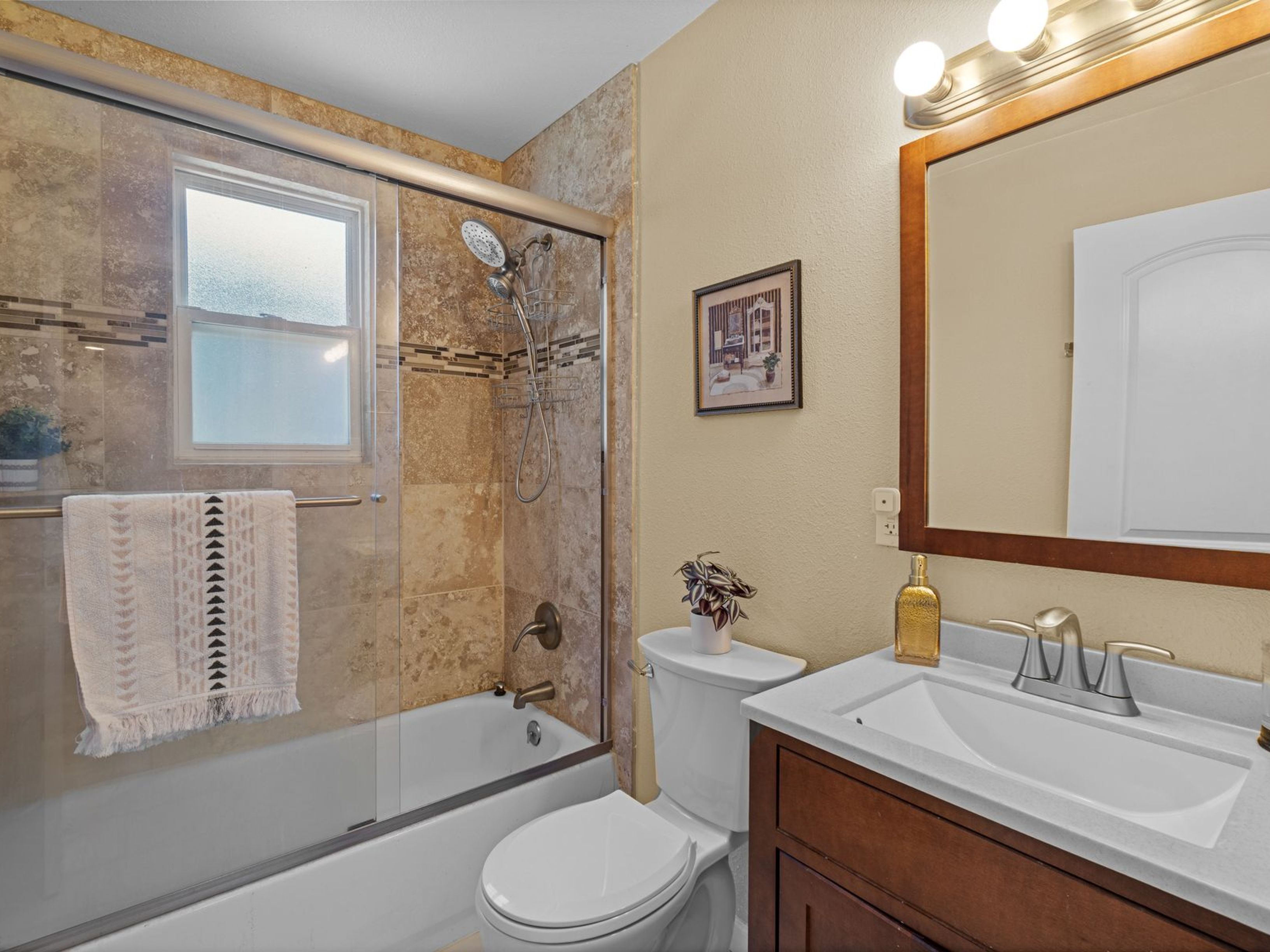  105 Coralie Way, Folsom, CA 95630 - 物件實景