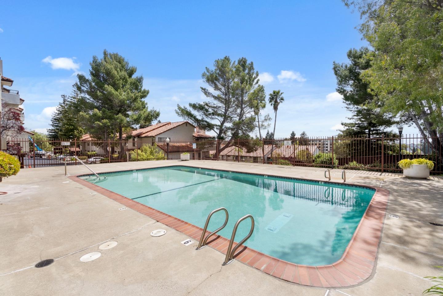 Hayward, California, 94541, United States, 2 Bedrooms Bedrooms, ,2 BathroomsBathrooms,Residential,For Sale,1961712