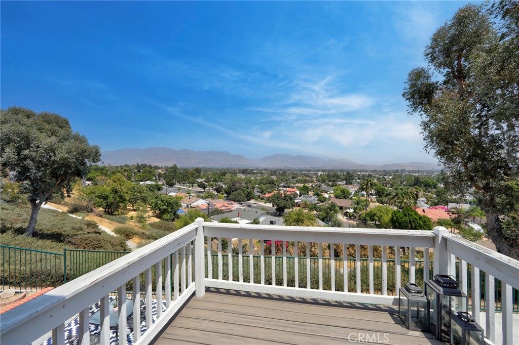 Sylmar, California, 91342, United States, 3 Bedrooms Bedrooms, ,3 BathroomsBathrooms,Residential,For Sale,1917453