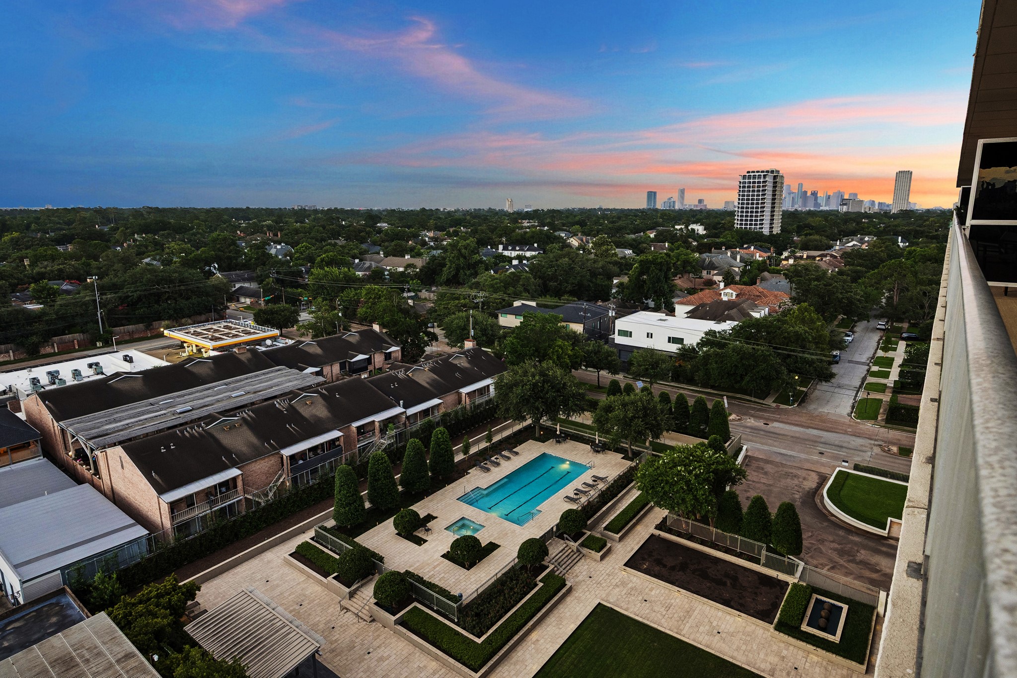  2200 Willowick Road #10D - 物件實景