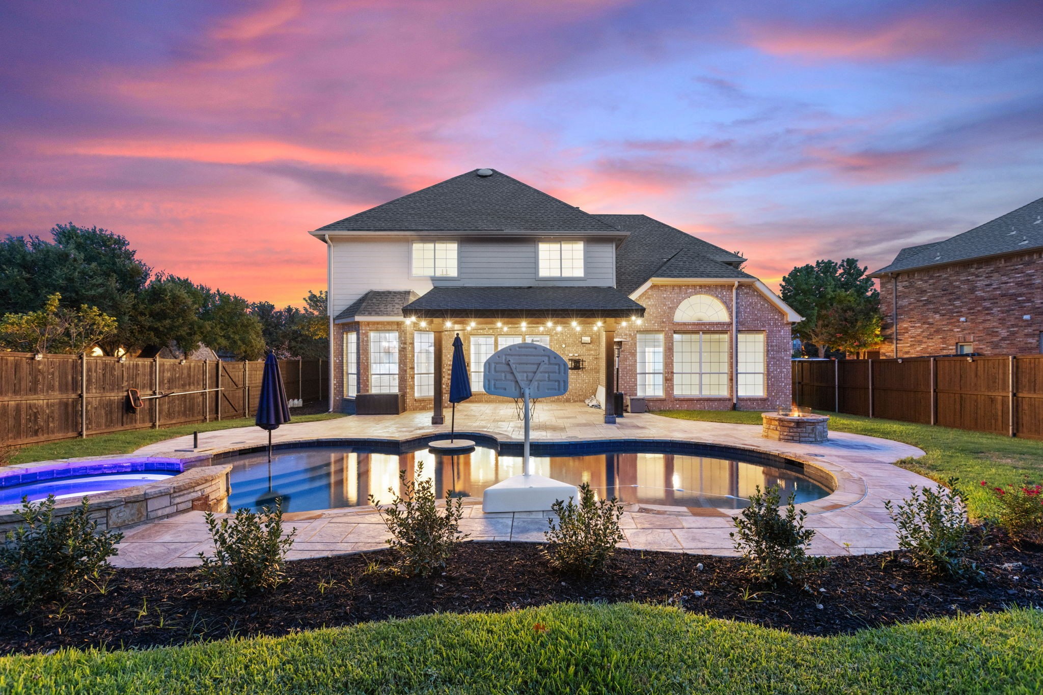 McKinney, Texas, 75072, United States, 4 Bedrooms Bedrooms, ,4 BathroomsBathrooms,Residential,For Sale,1933487