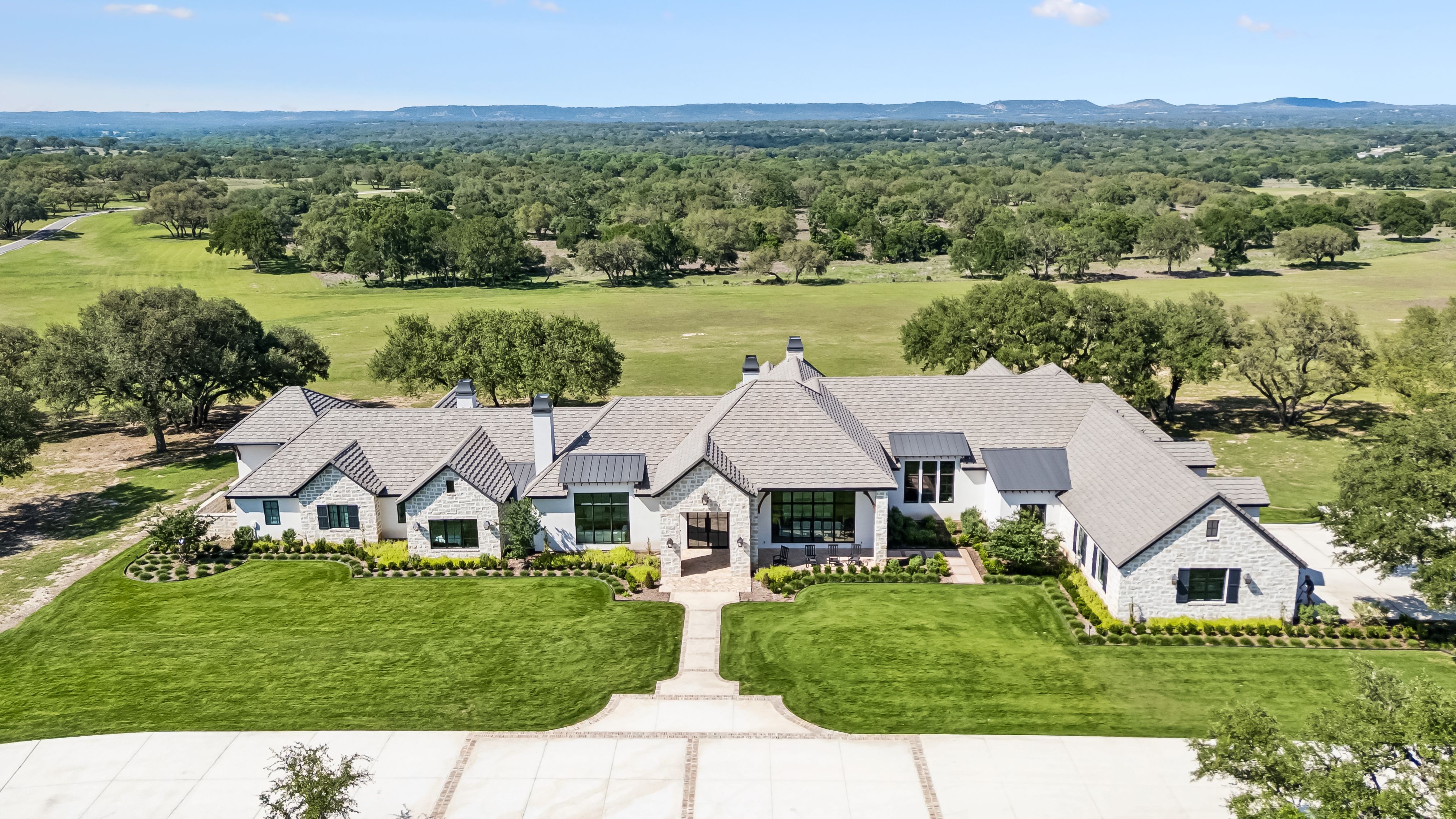  Rolling Oaks Ranch: The Pinnacle of Private Estate Living - 物件實景