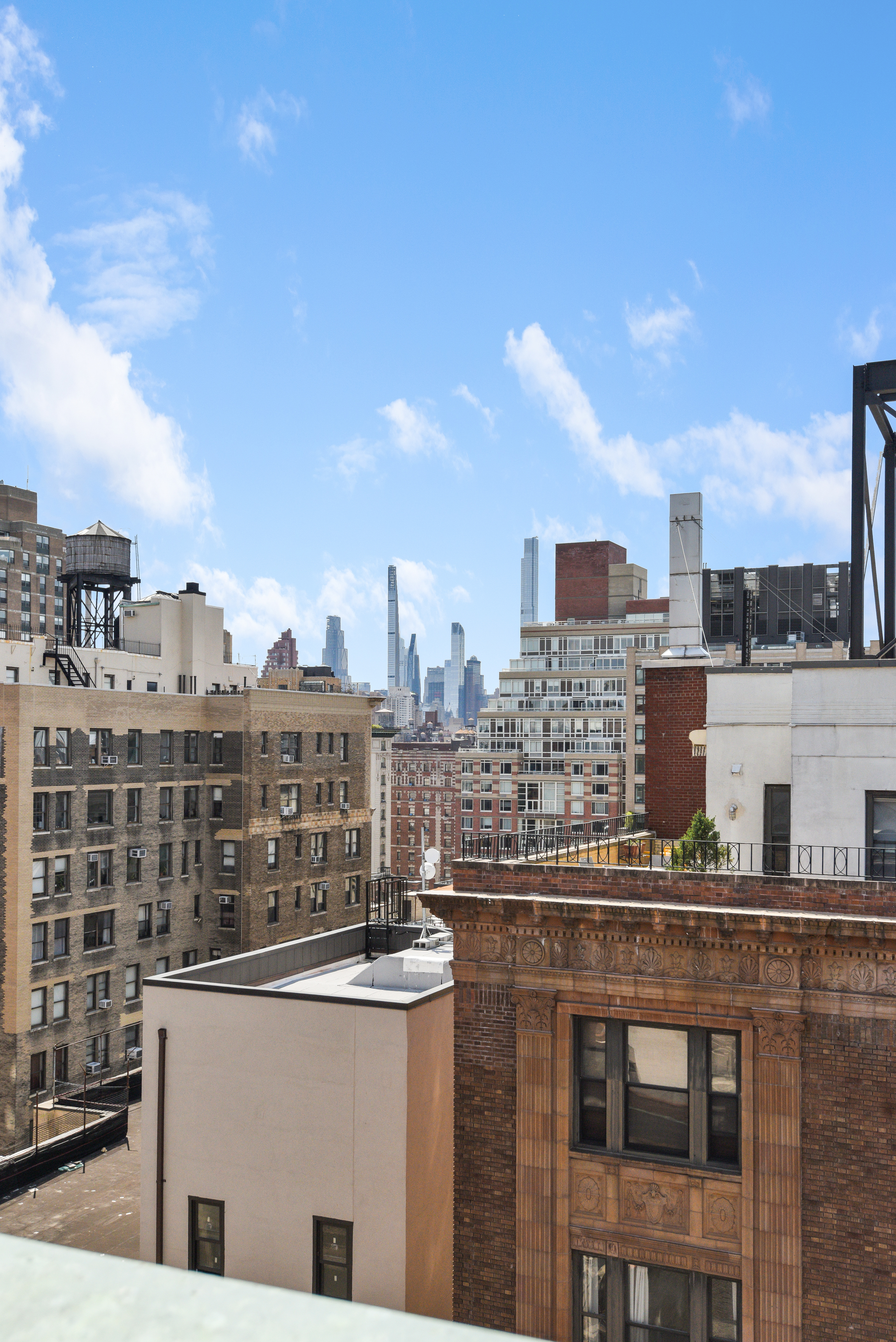  188 East 64th Street, 2501 - 物件實景
