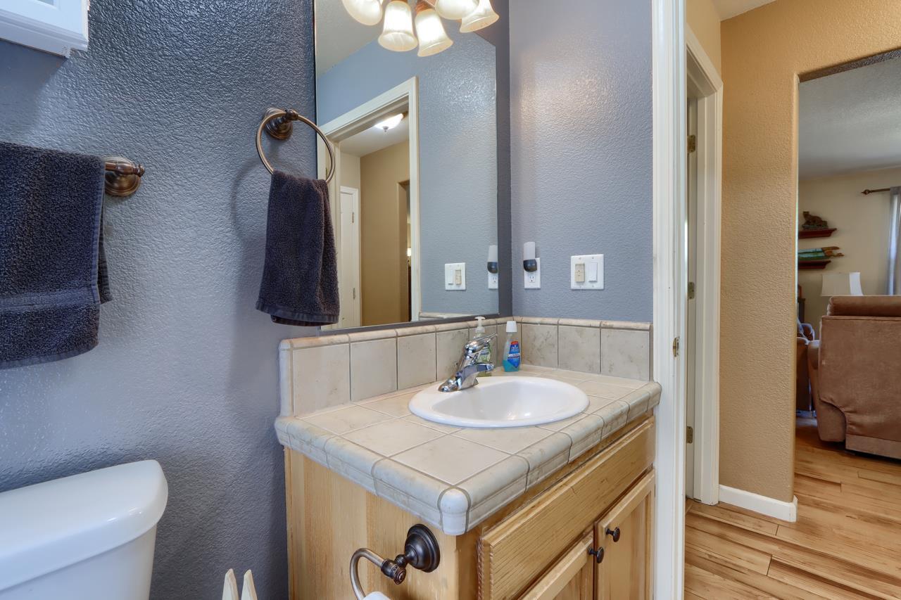 Mariposa, California, 95338, United States, 3 Bedrooms Bedrooms, ,2 BathroomsBathrooms,Residential,For Sale,1974178