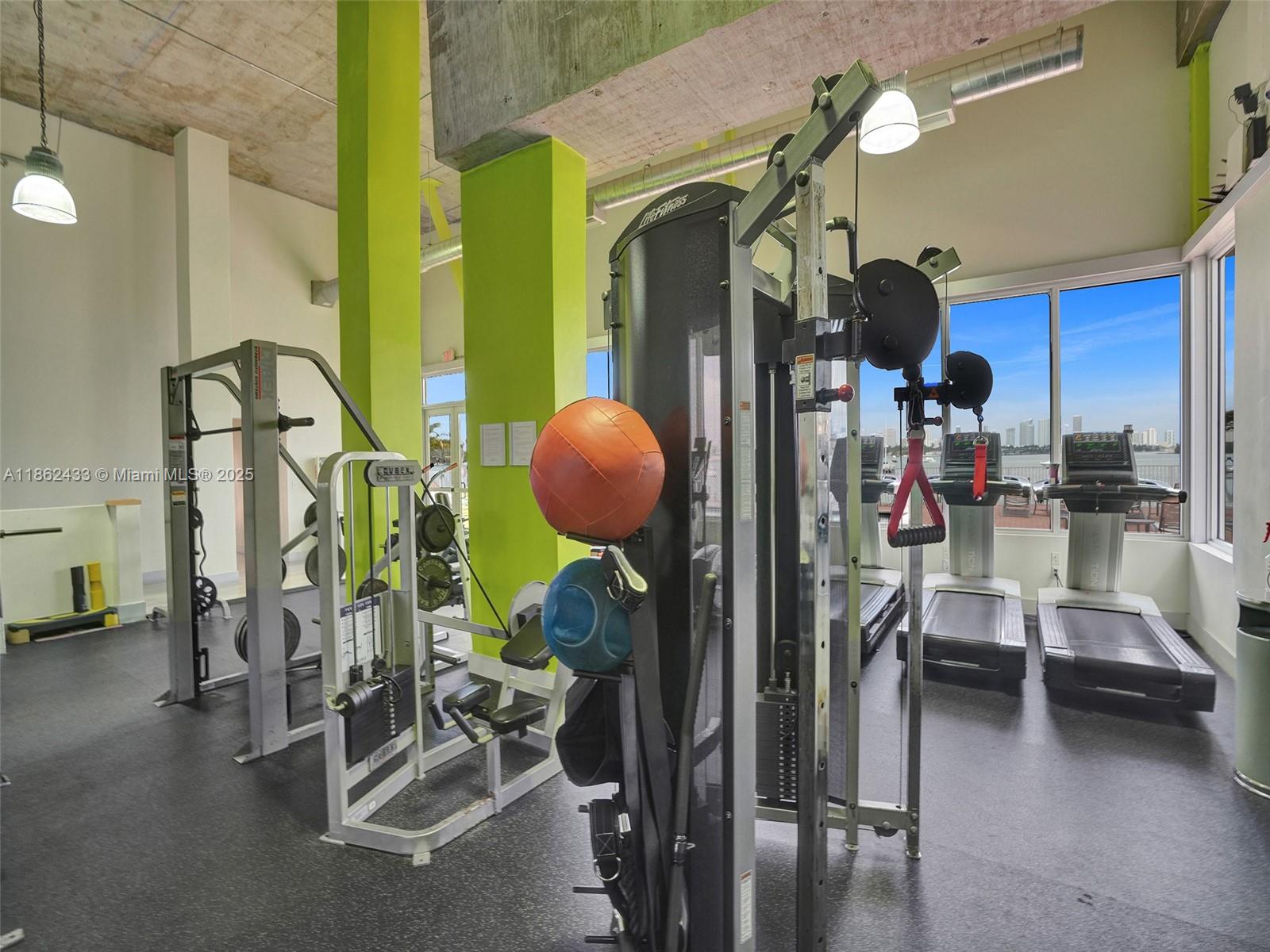 Miami Beach, Florida, 33139, United States, 2 Bedrooms Bedrooms, ,2 BathroomsBathrooms,Residential,For Sale,1925367