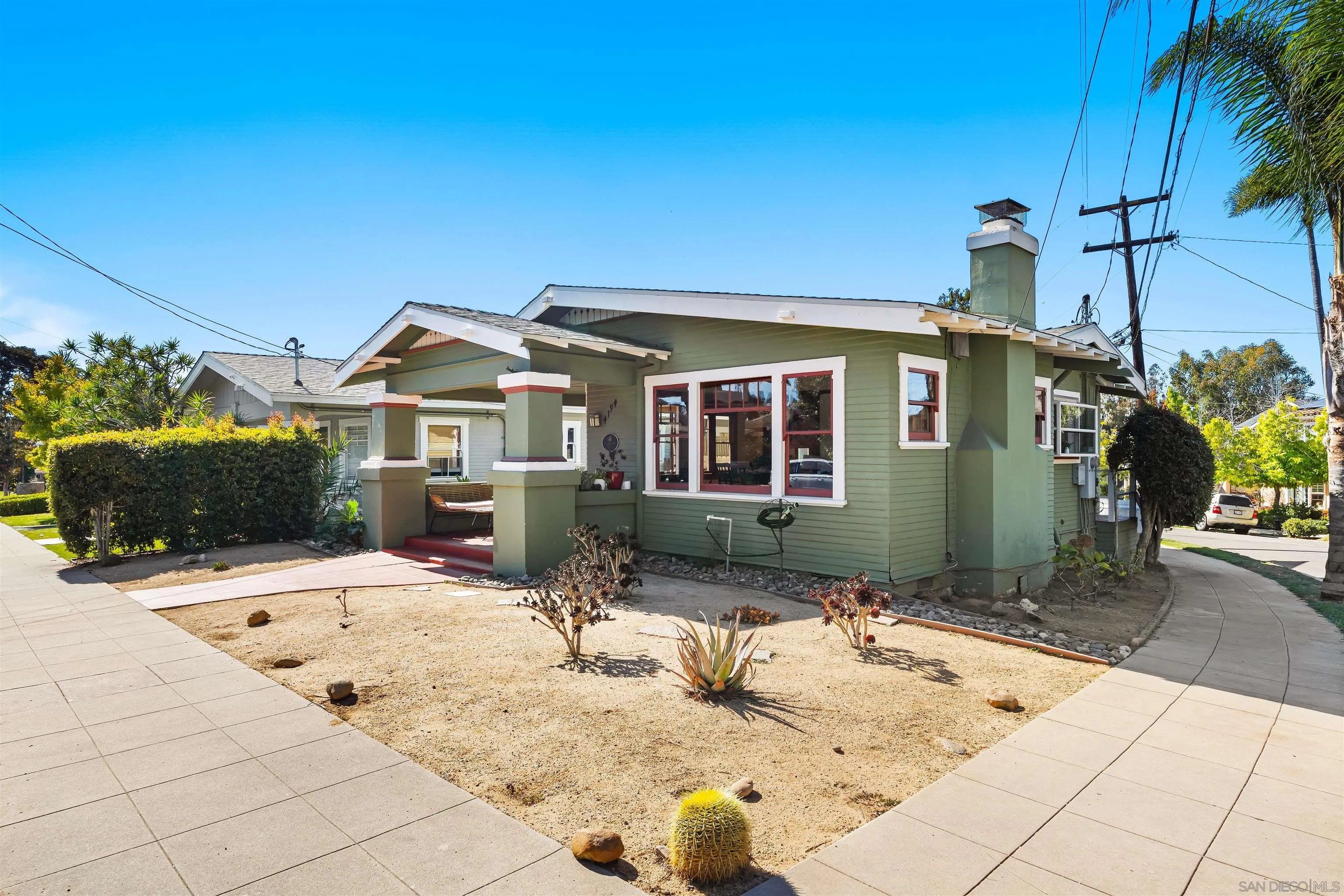 San Diego, California, 92103, United States, 2 Bedrooms Bedrooms, ,1 BathroomBathrooms,Residential,For Sale,1991109