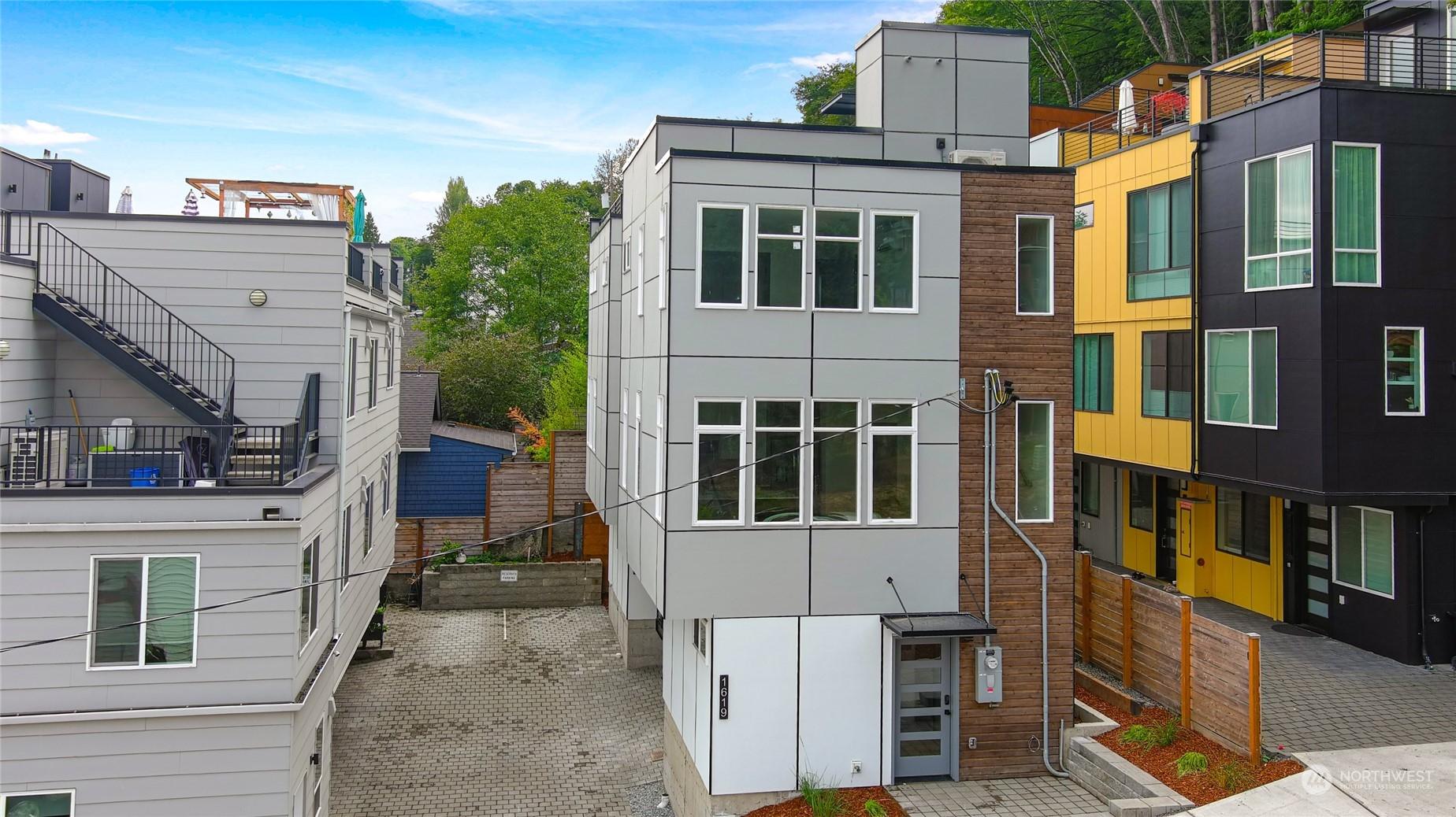 1619 STATE STREET, SEATTLE, Washington, 98144, United States, 2 Bedrooms Bedrooms, ,3 BathroomsBathrooms,Residential,For Sale,1619 STATE STREET,1625843