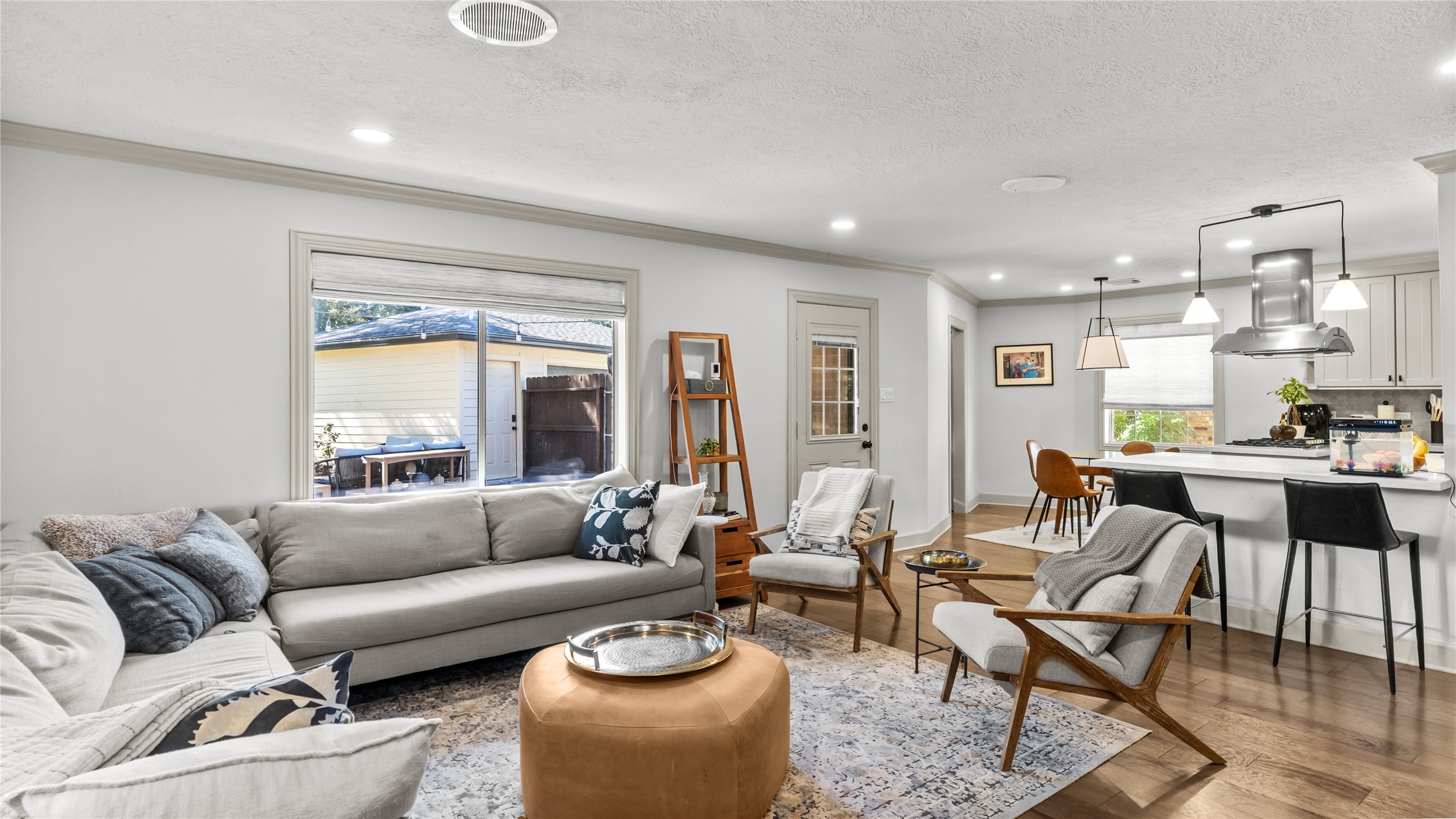 Houston, Texas, 77096, United States, 3 Bedrooms Bedrooms, ,3 BathroomsBathrooms,Residential,For Sale,1966528