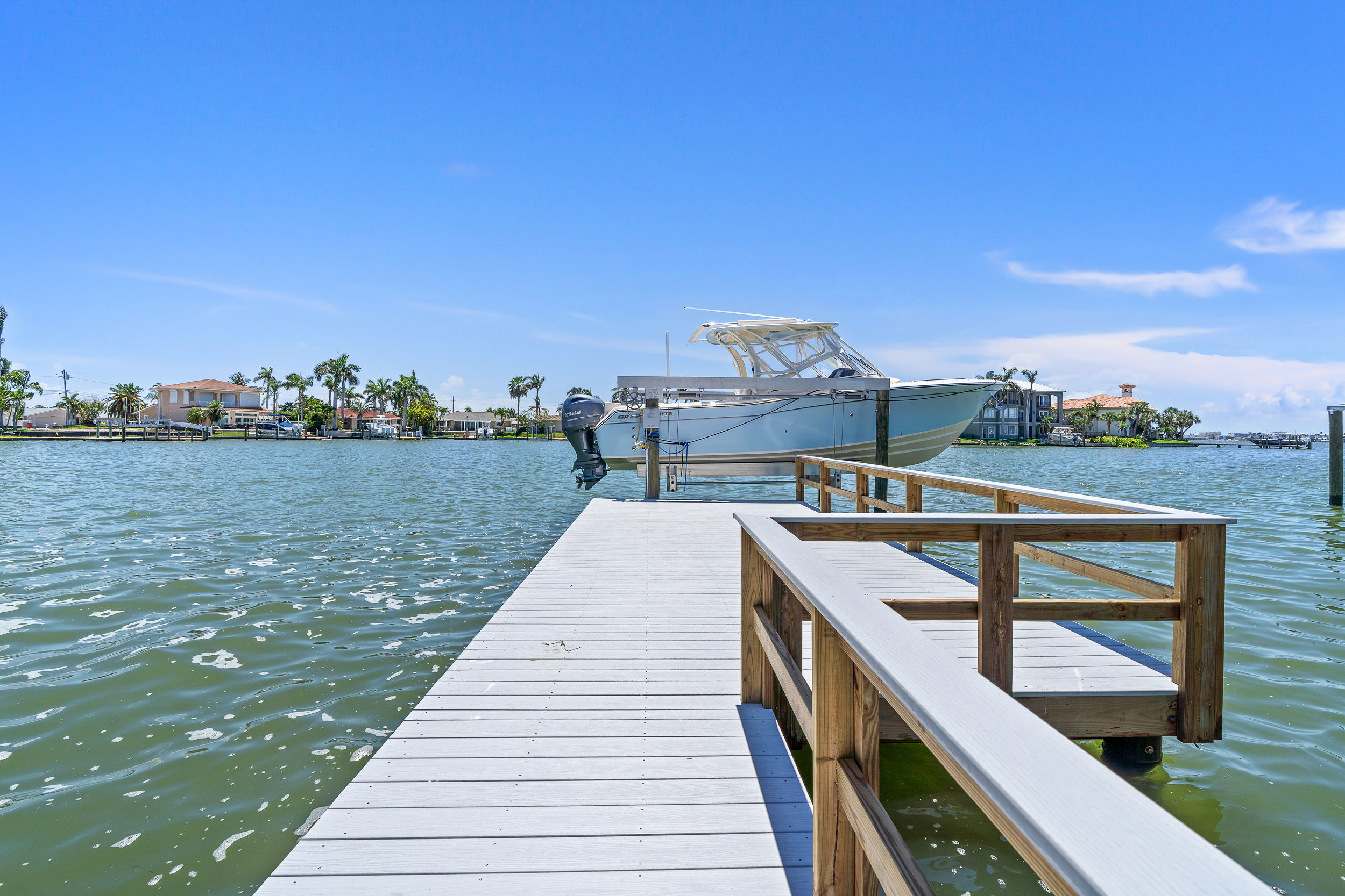 Seminole, Florida, 33772, United States, 3 Bedrooms Bedrooms, ,3 BathroomsBathrooms,Residential,For Sale,1900666