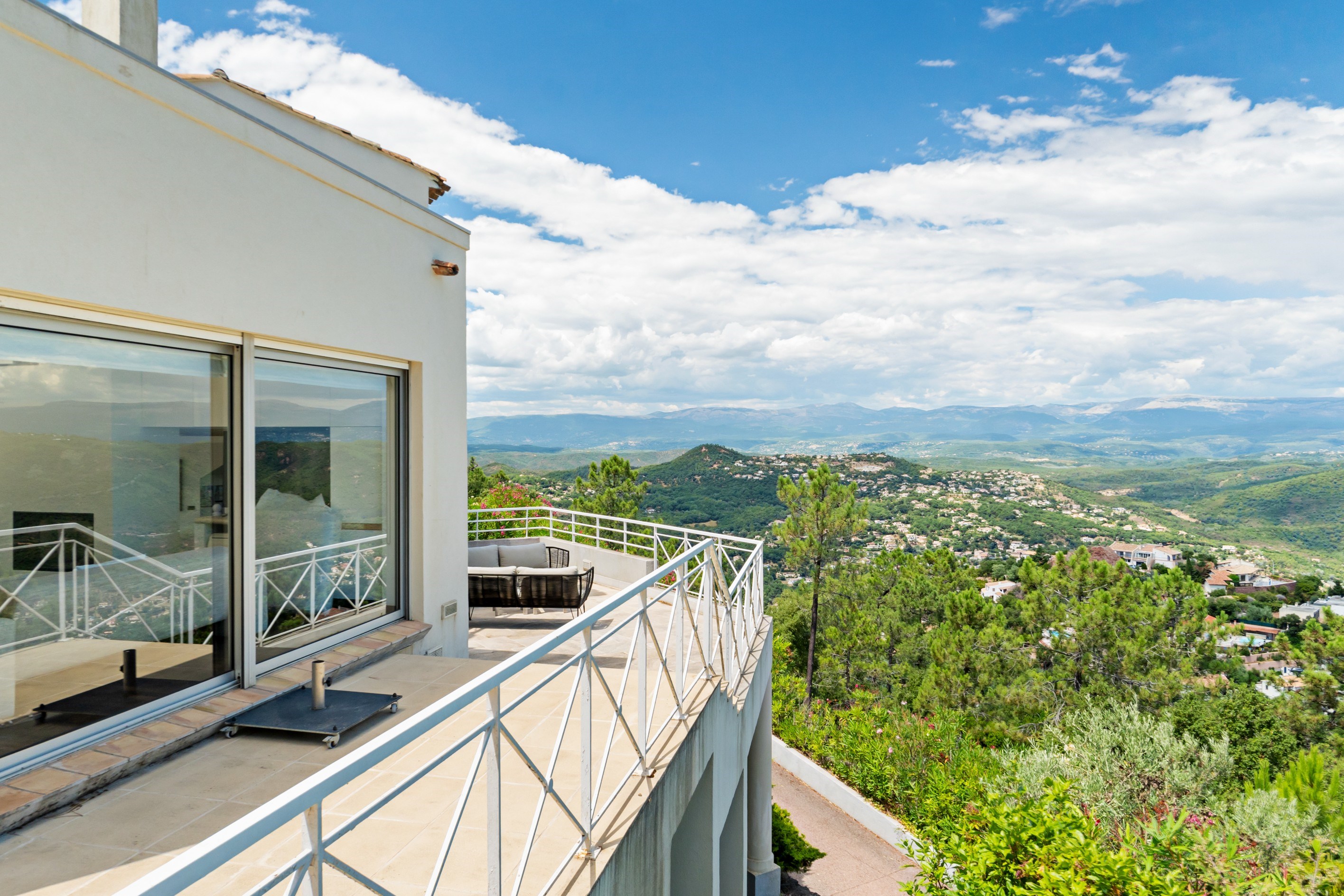  Les Adrets-de-l’Esterel sea view villa 5 bedroom pool near Cannes Mandelieu pri… - 物件實景