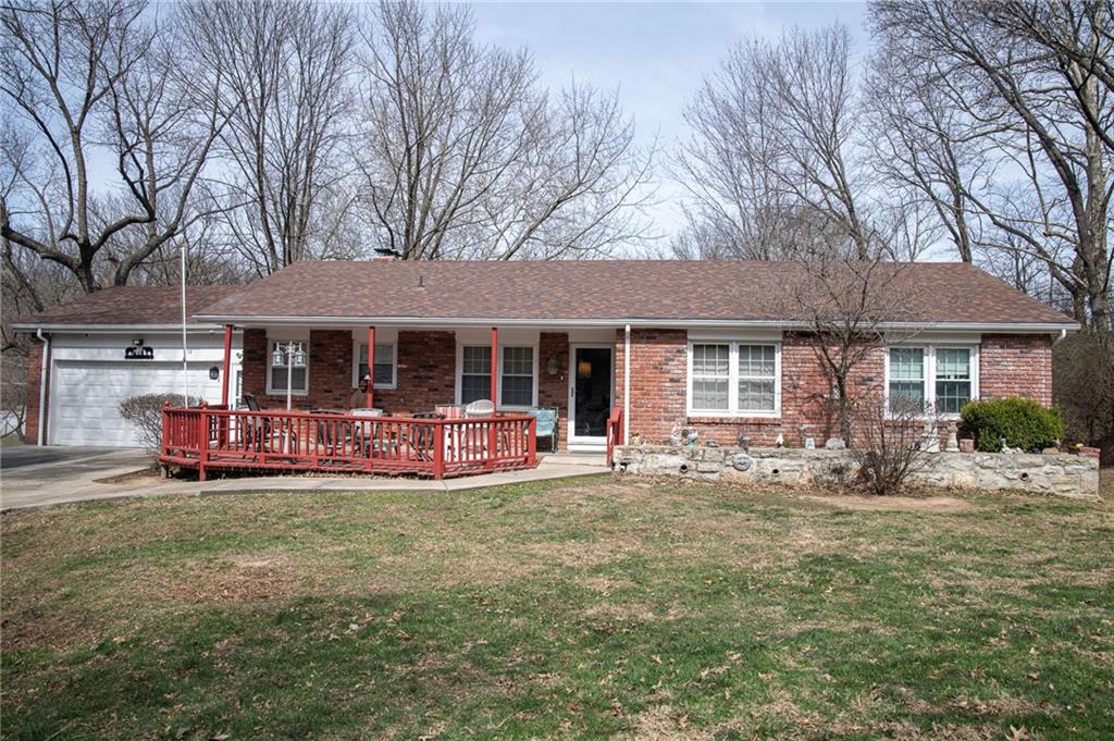 40th St, Kansas City, MO 64116
