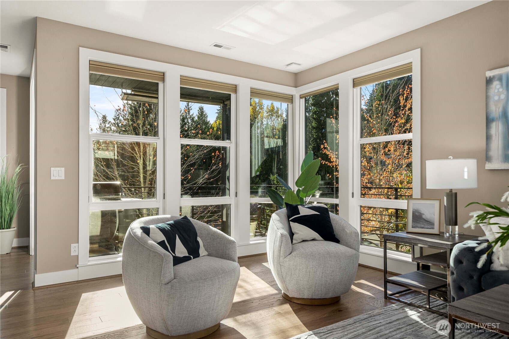 Bothell, Washington, 98011, United States, 4 Bedrooms Bedrooms, ,3 BathroomsBathrooms,Residential,For Sale,1992873