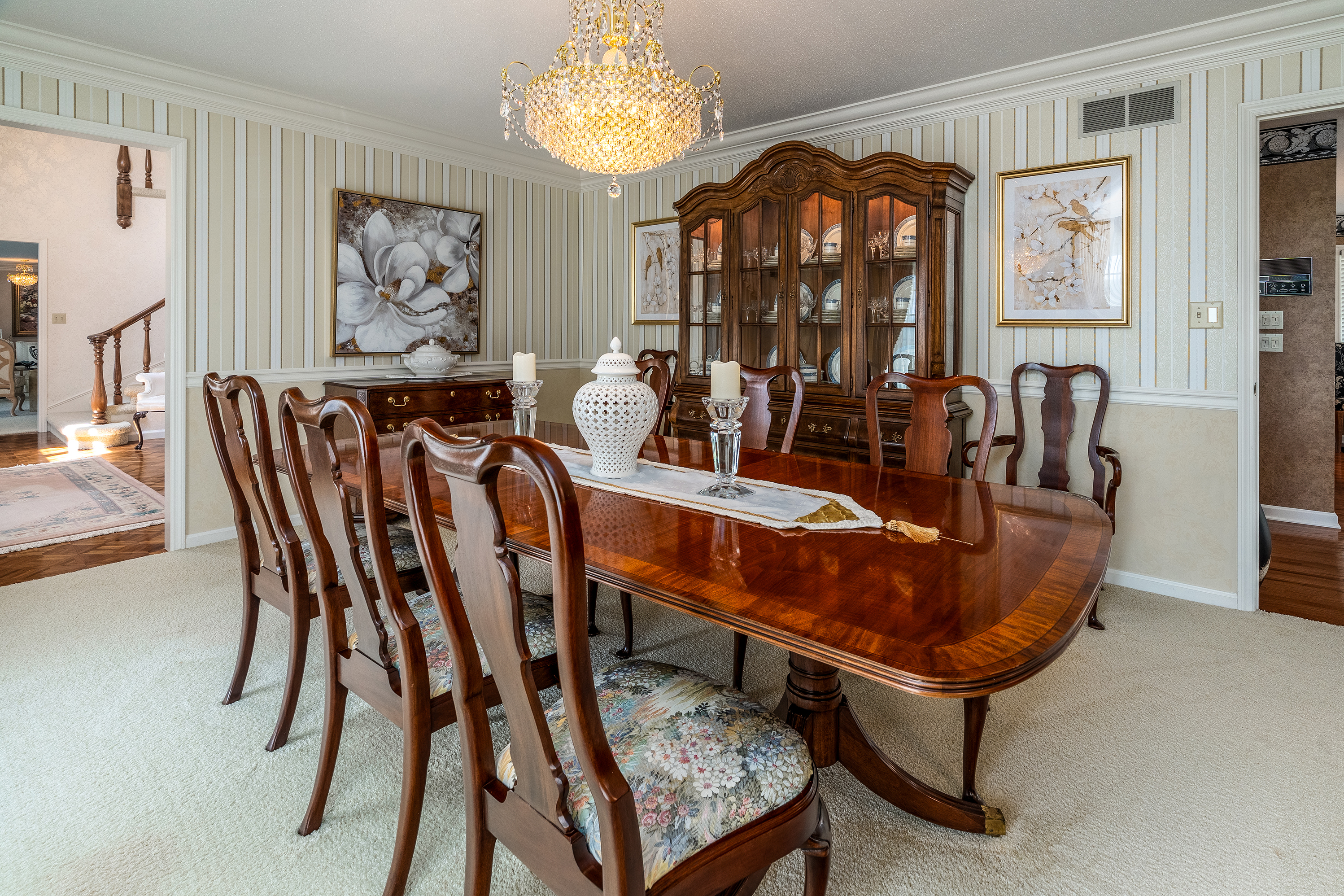 Marion, Illinois, 62959, United States, 7 Bedrooms Bedrooms, ,7 BathroomsBathrooms,Residential,For Sale,1979062