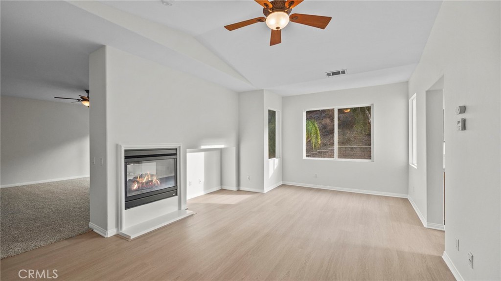 Corona, California, 92883, United States, 3 Bedrooms Bedrooms, ,2 BathroomsBathrooms,Residential,For Sale,2027517