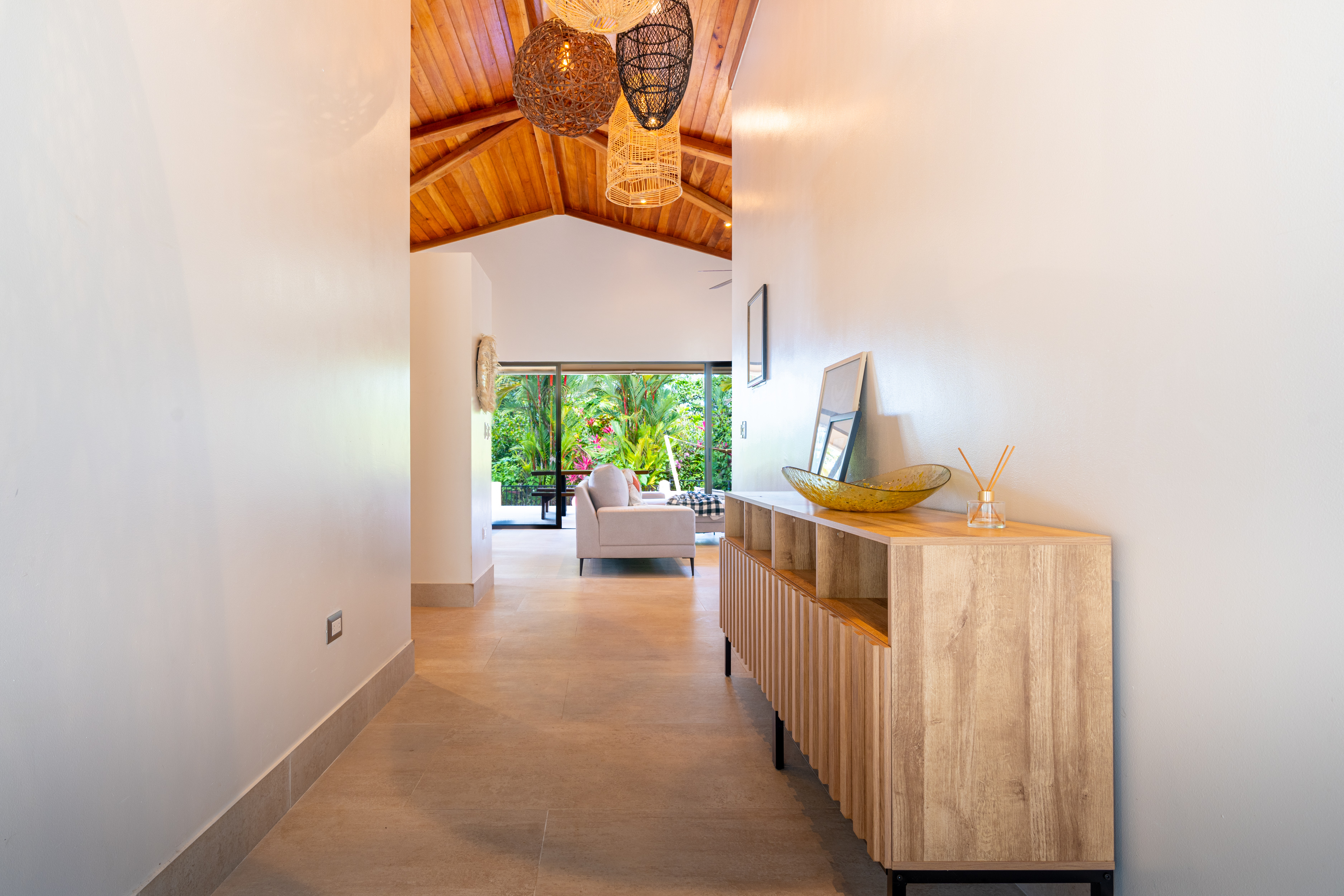 Ojochal, Puntarenas, 60504, CR, 3 Bedrooms Bedrooms, ,2 BathroomsBathrooms,Residential,For Sale,2003278