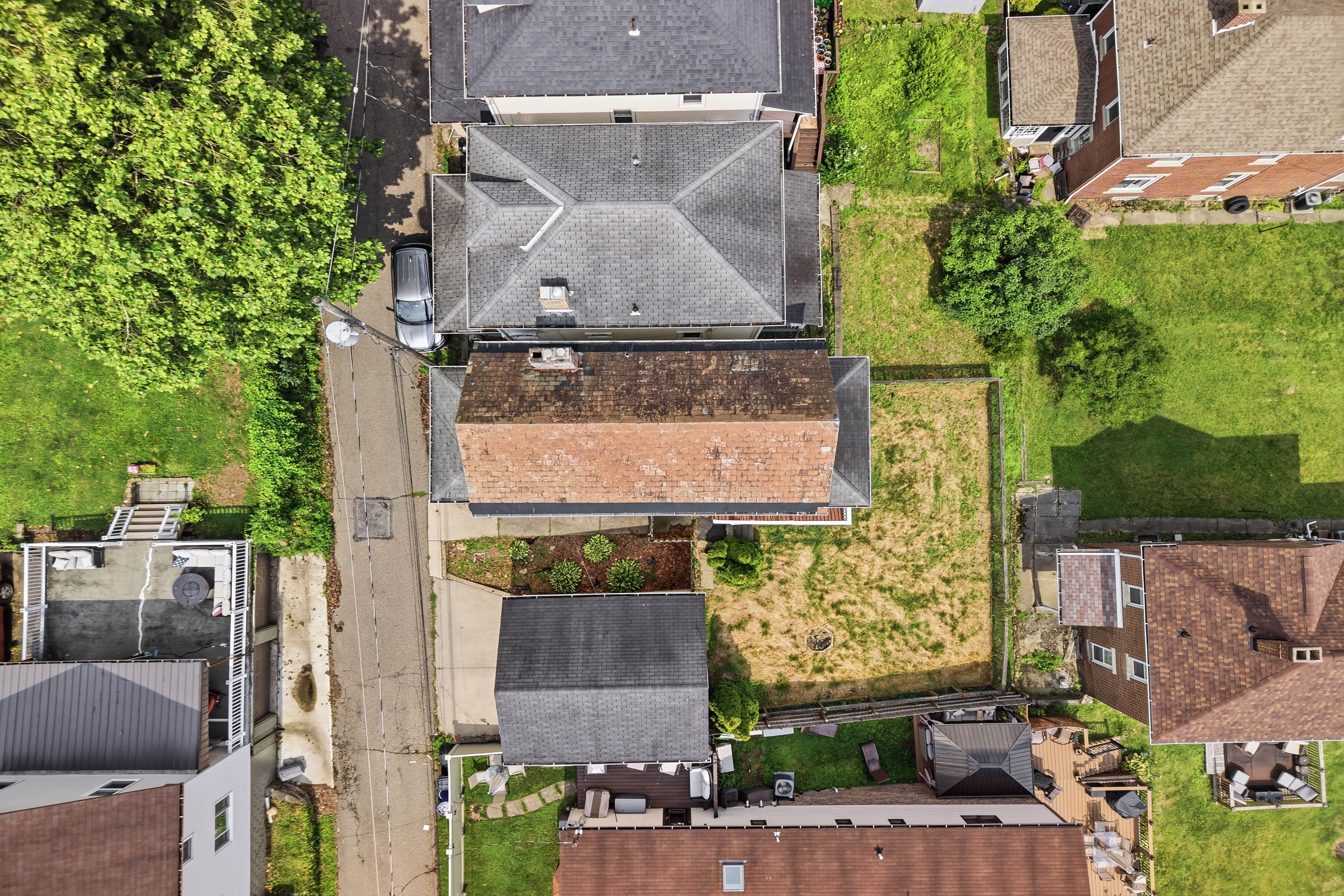  636 1/2 Fifth Avenue, Coraopolis, PA 15108 - 物件實景