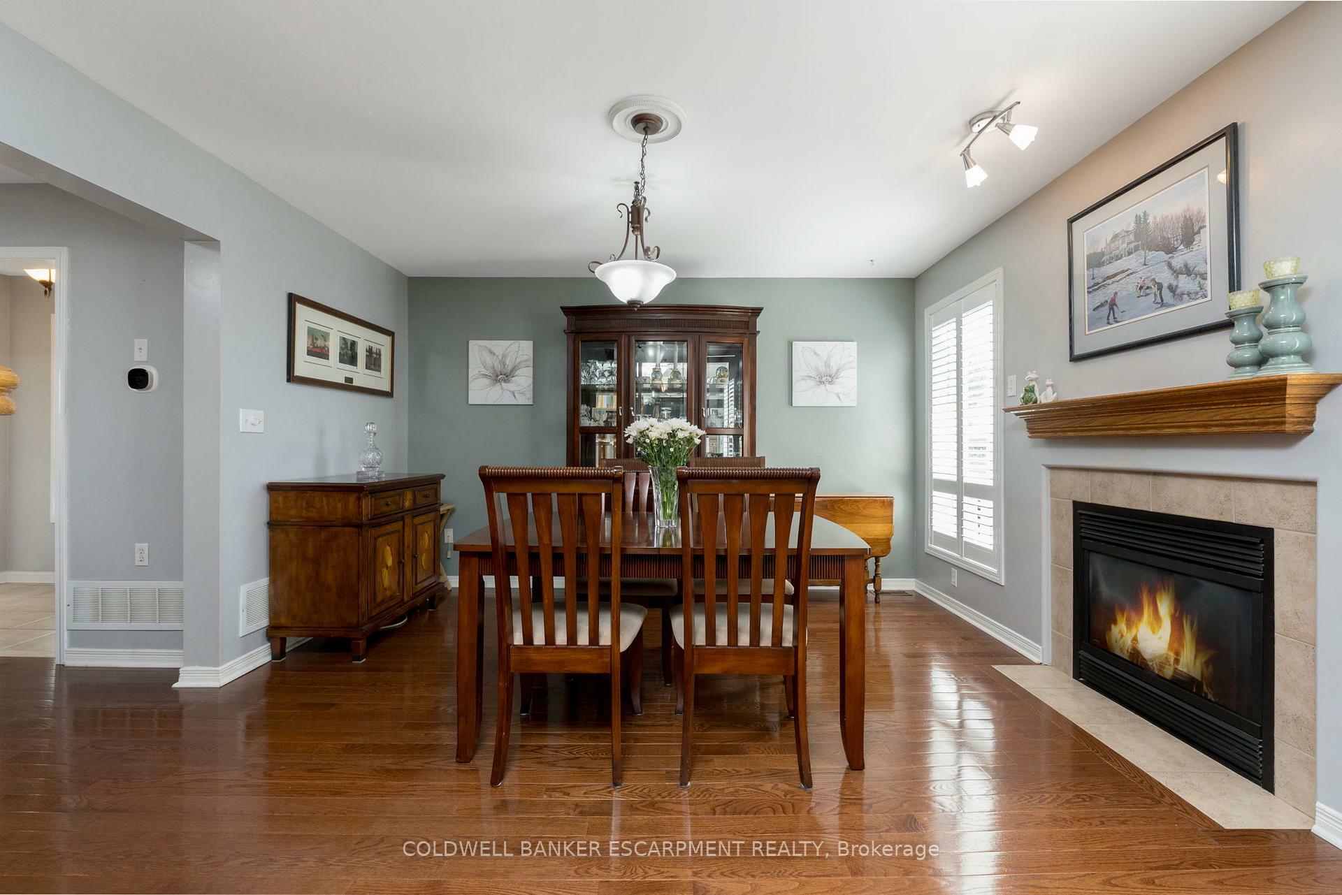 MILTON, Ontario, L9T 5K1, CA, 3 Bedrooms Bedrooms, ,Residential,For Sale,1849827