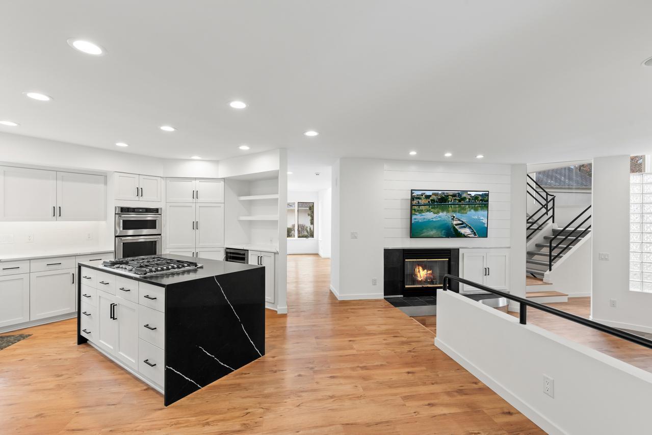 Minnetonka, Minnesota, 55305, United States, 3 Bedrooms Bedrooms, ,2 BathroomsBathrooms,Residential,For Sale,1903337