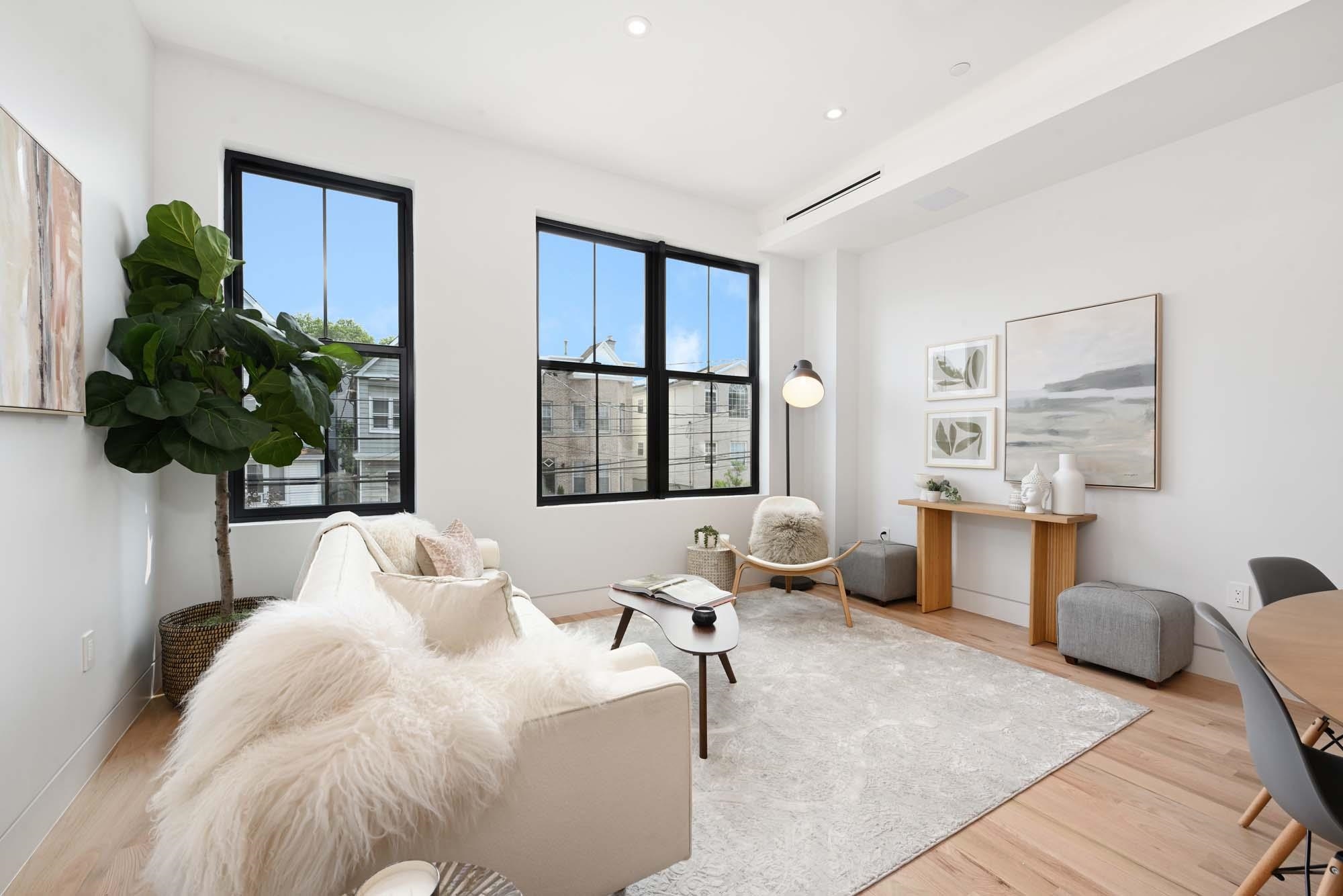 Jersey City, New Jersey, 07305, United States, 3 Bedrooms Bedrooms, ,2 BathroomsBathrooms,Residential,For Sale,1906129