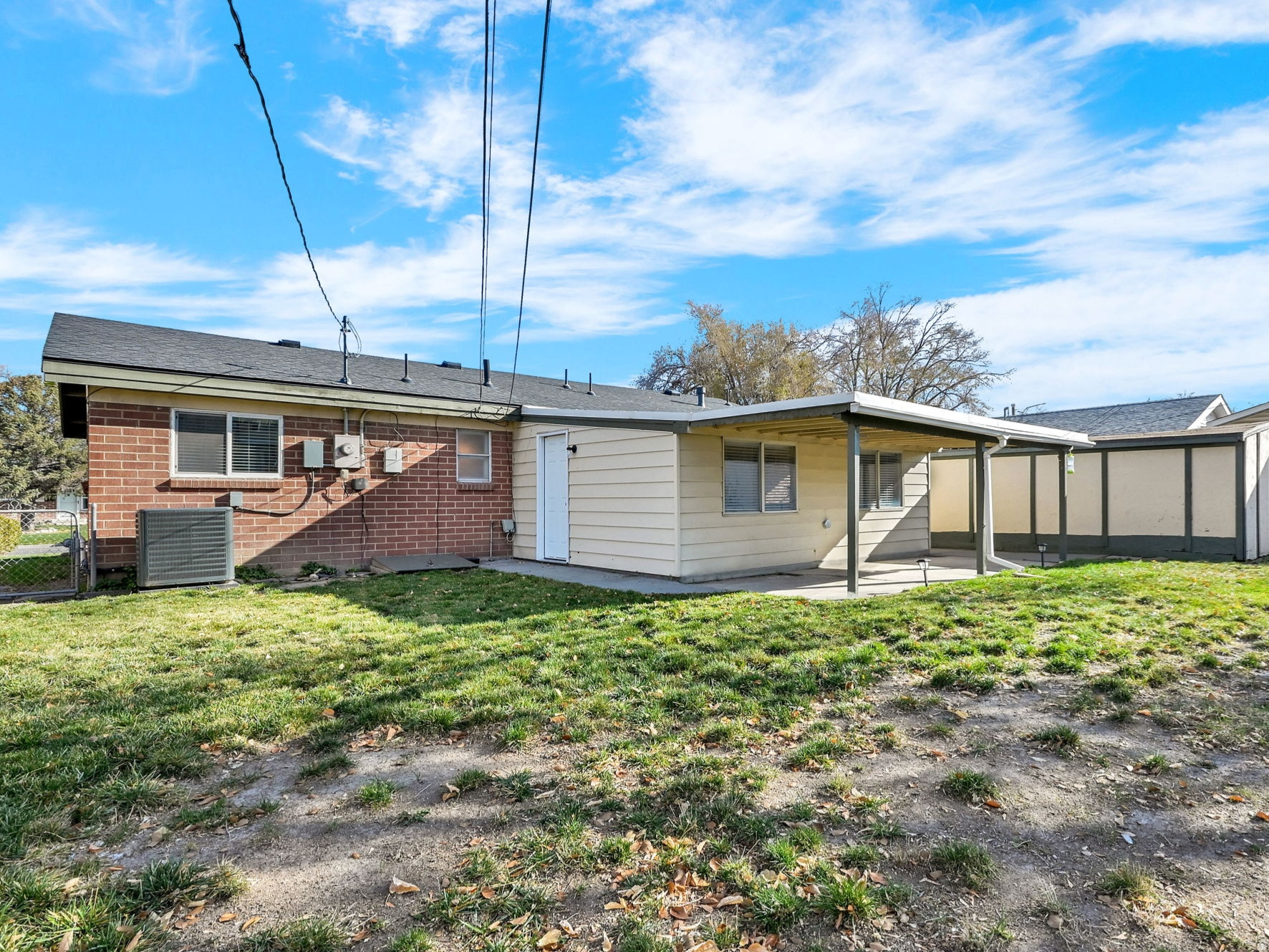 Murray, Utah, 84107, United States, 3 Bedrooms Bedrooms, ,2 BathroomsBathrooms,Residential,For Sale,1999018