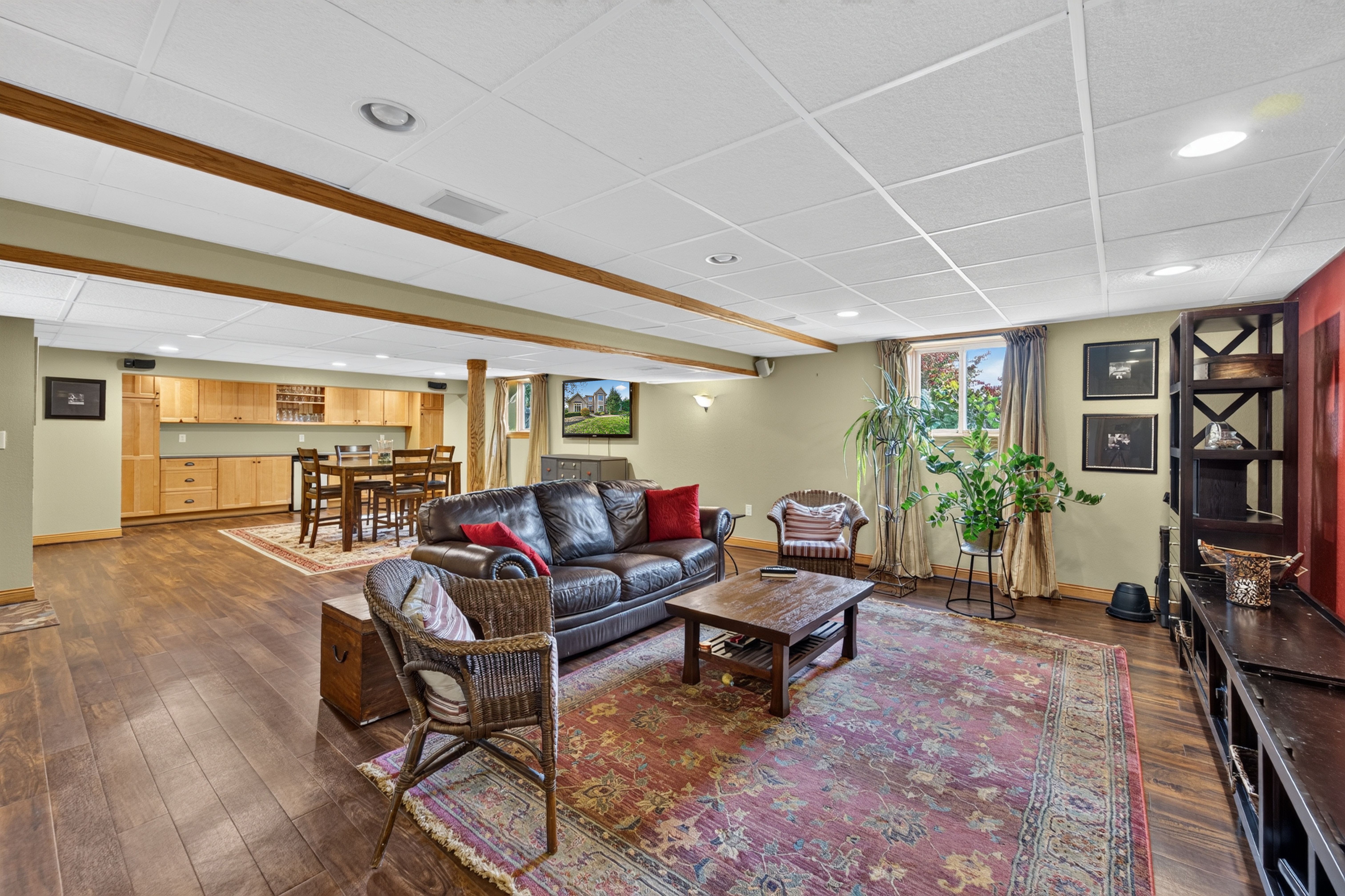  Stunning Pewaukee Residence on Tranquil 1-Acre - 物件實景