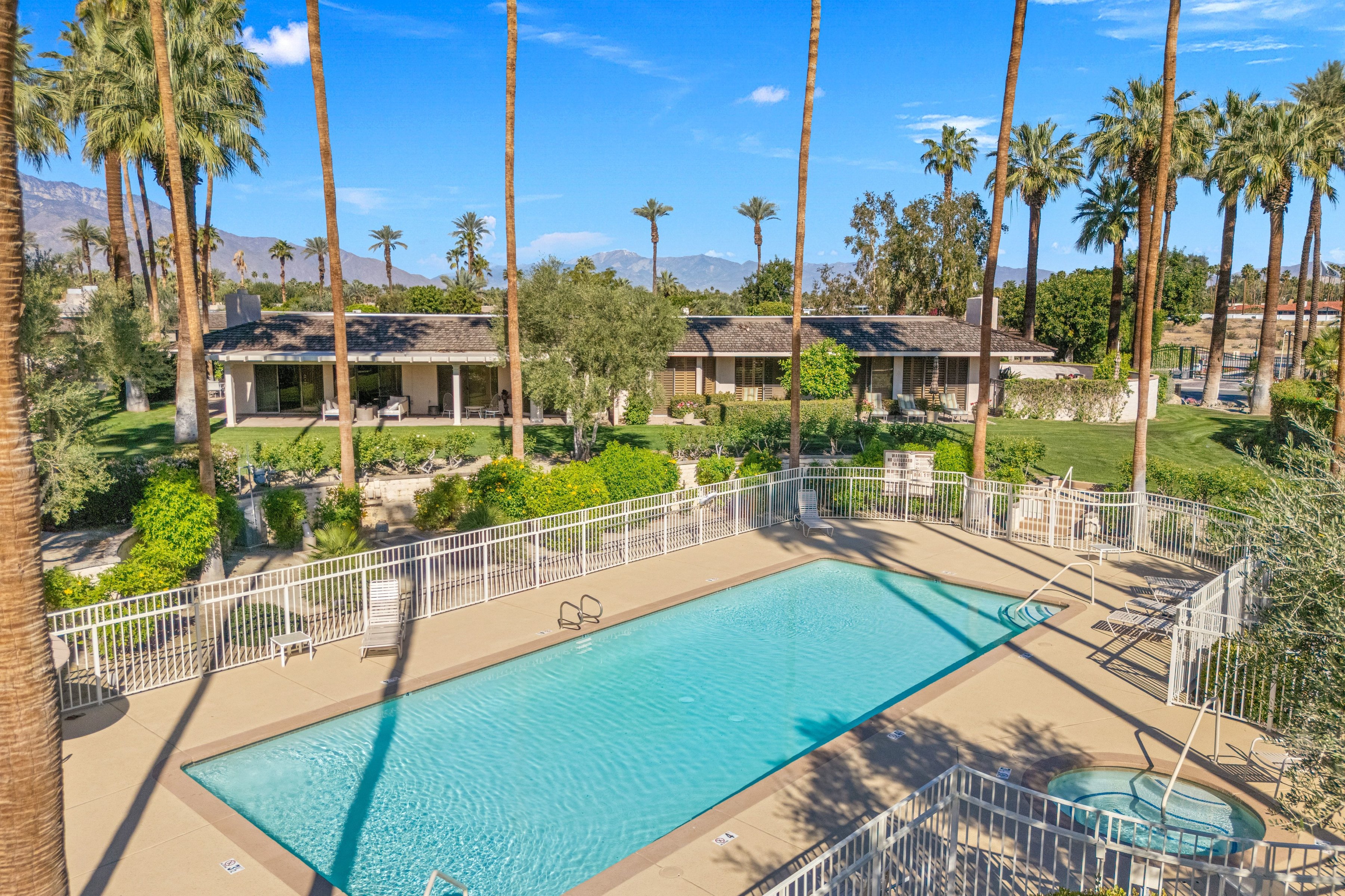  Desert Elegance with Private Pool and Views - 物件實景