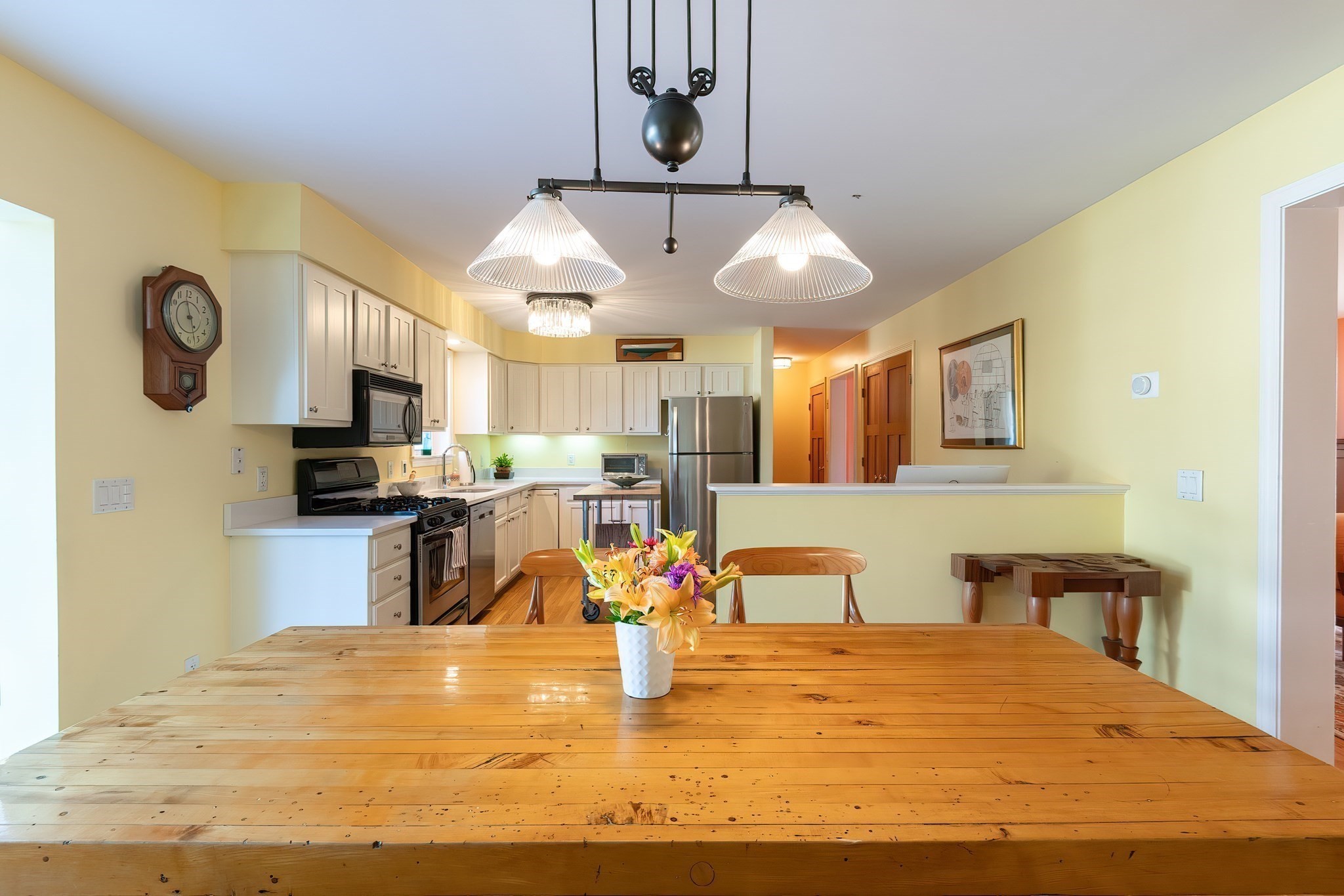 Medford, Massachusetts, 02155, United States, 3 Bedrooms Bedrooms, ,3 BathroomsBathrooms,Residential,For Sale,1987114