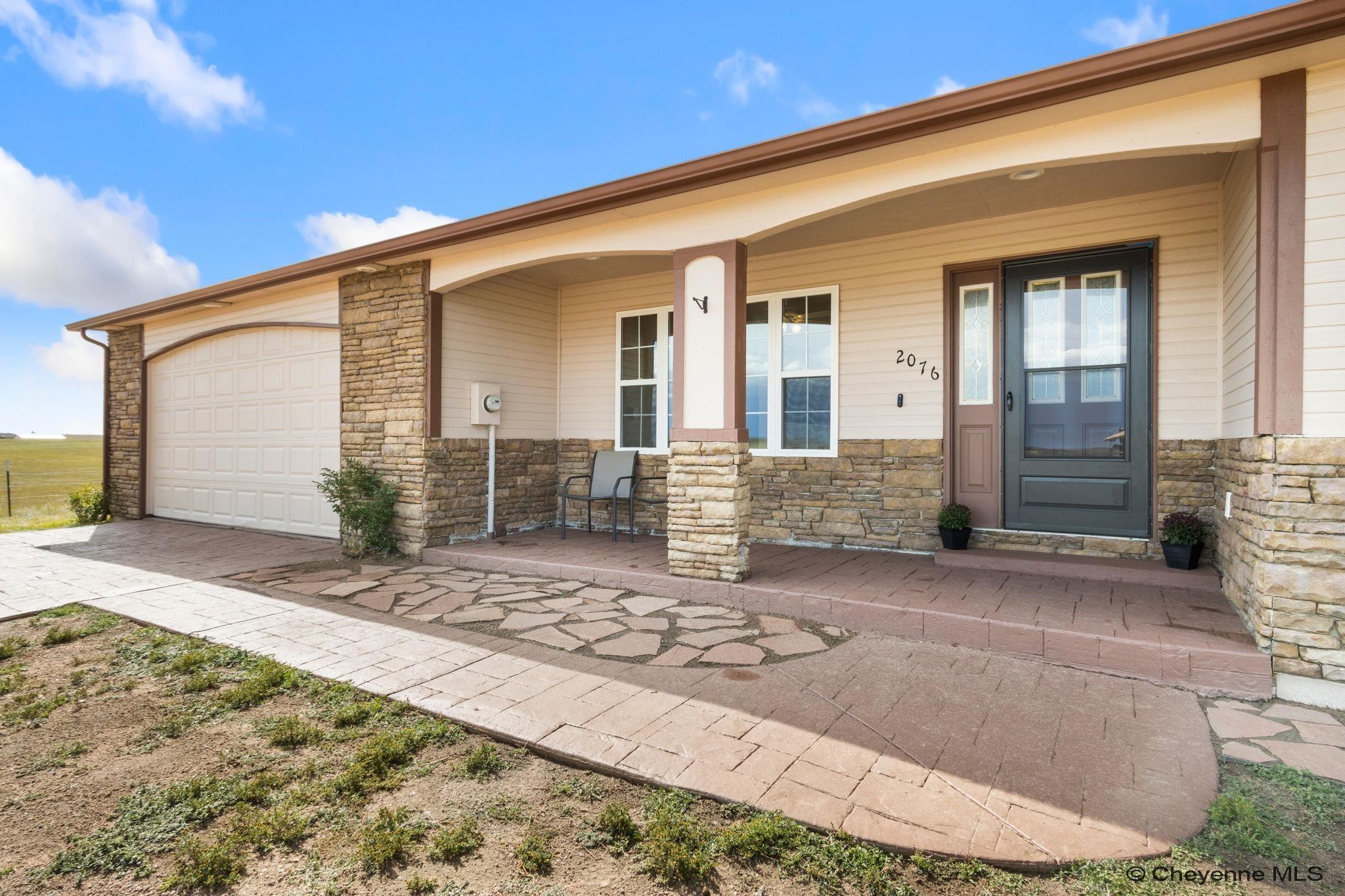 Cheyenne, Wyoming, 82009, United States, 3 Bedrooms Bedrooms, ,3 BathroomsBathrooms,Residential,For Sale,1968825