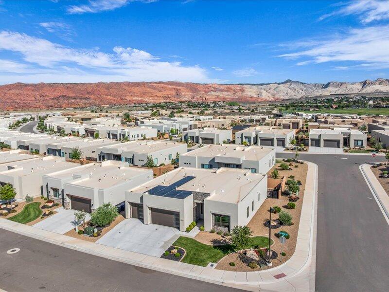 St George, Utah, 84790, United States, 4 Bedrooms Bedrooms, ,Residential,For Sale,1847671