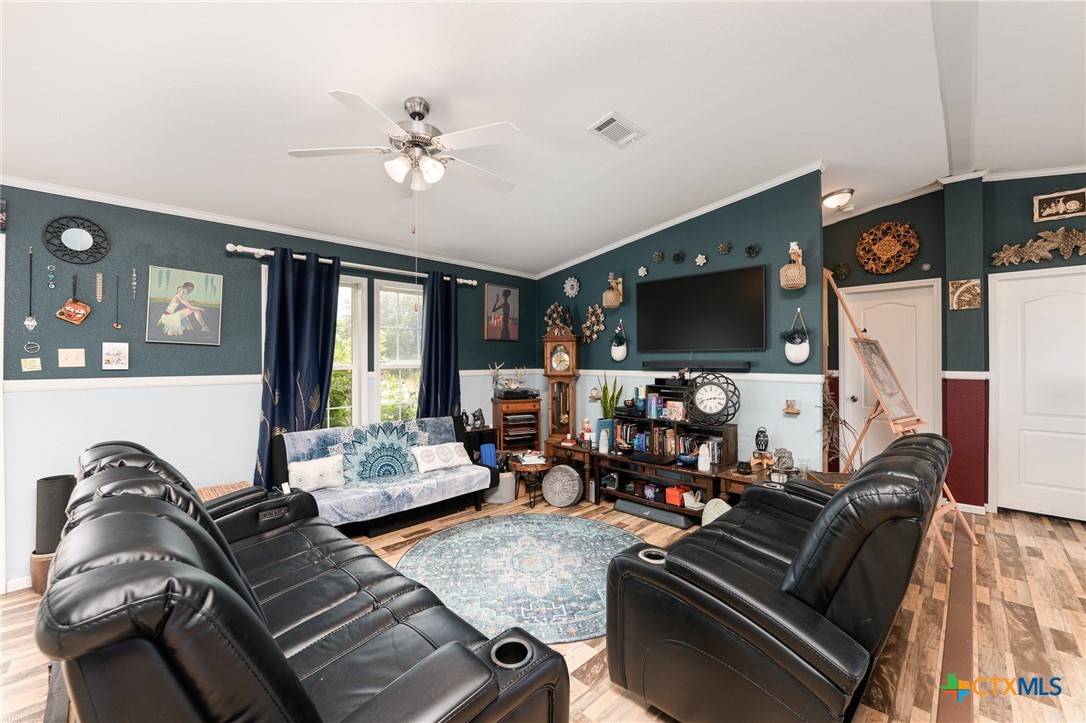 Bartlett, Texas, 76511, United States, 3 Bedrooms Bedrooms, ,2 BathroomsBathrooms,Residential,For Sale,1991211