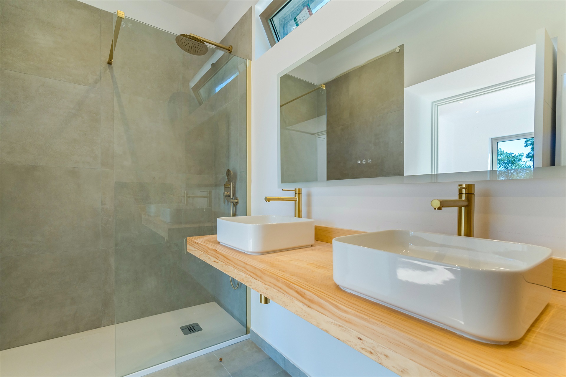  Stand, 37 bedrooms, for Sale - 物件實景