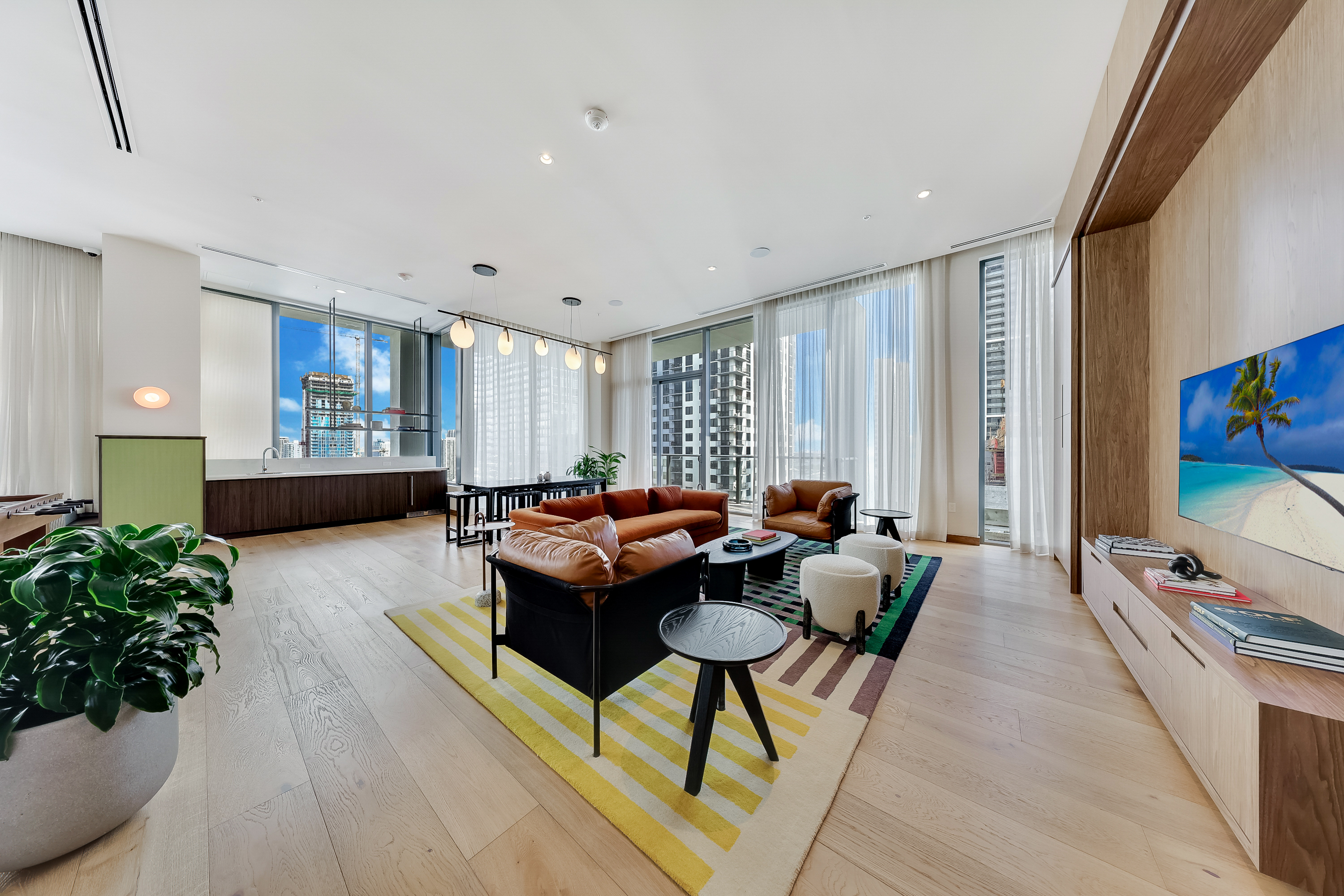  11 NE 6th St, Miami, FL, 33132 - 物件實景