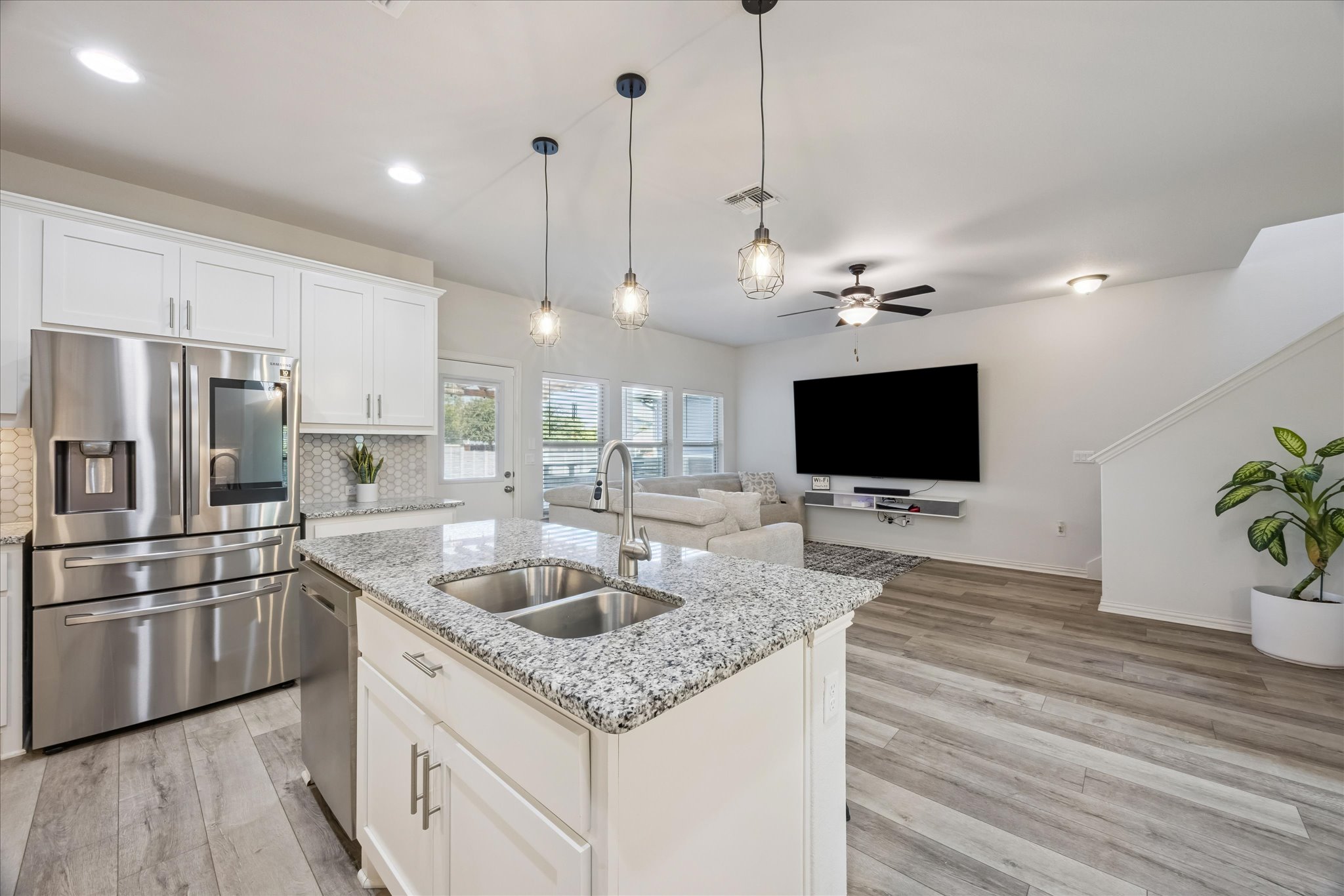  8720 Mina Drive, Austin, TX 78747 - 物件實景