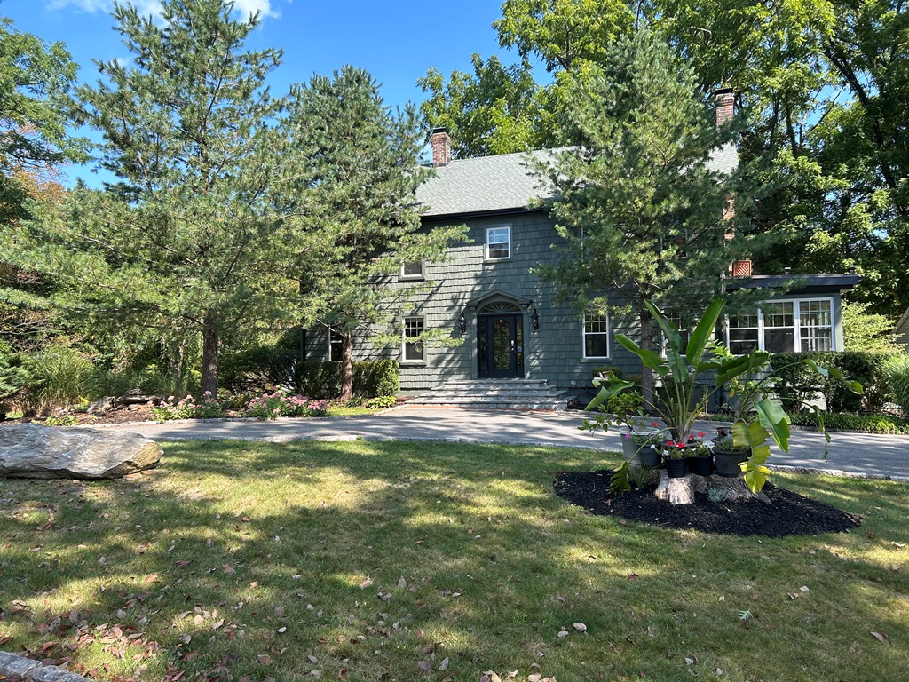 Holmes, New York, 12531, United States, 4 Bedrooms Bedrooms, ,2 BathroomsBathrooms,Residential,For Sale,1979476