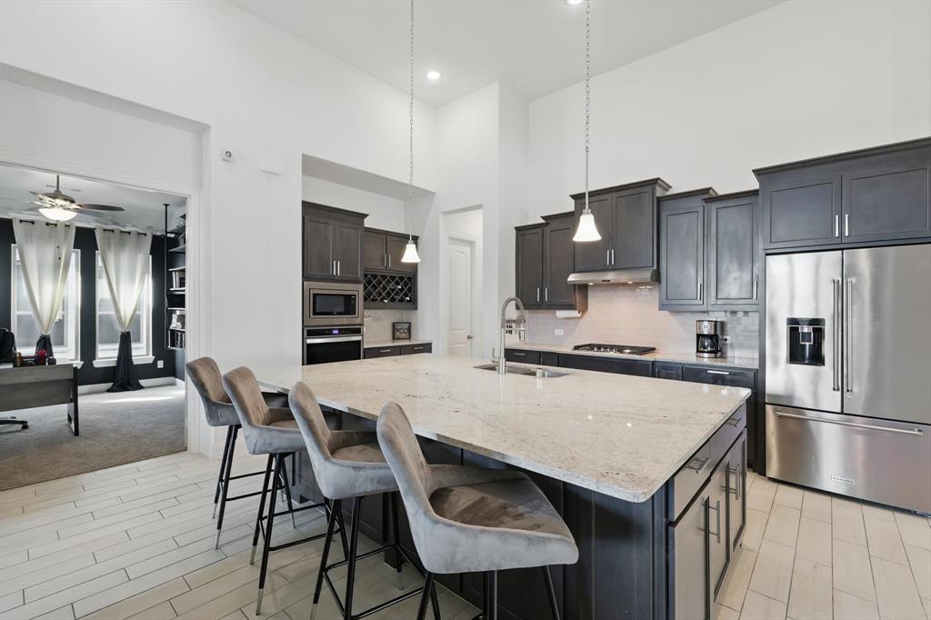 Argyle, Texas, 76226, United States, 4 Bedrooms Bedrooms, ,4 BathroomsBathrooms,Residential,For Sale,1976109