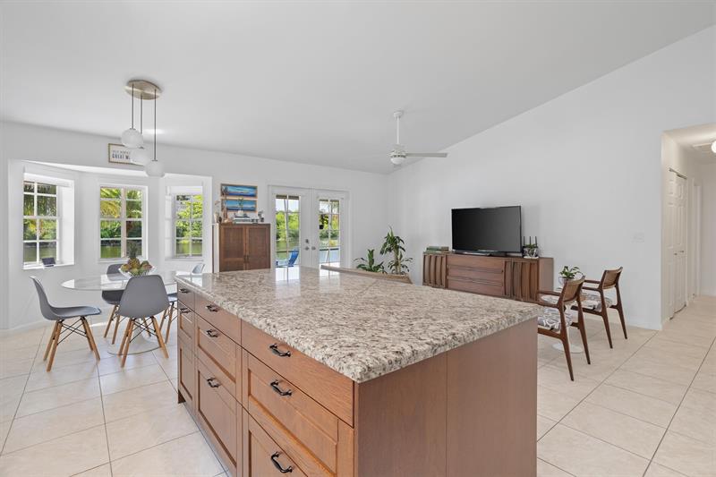 Sunrise, Florida, 33323, United States, 3 Bedrooms Bedrooms, ,2 BathroomsBathrooms,Residential,For Sale,1862219