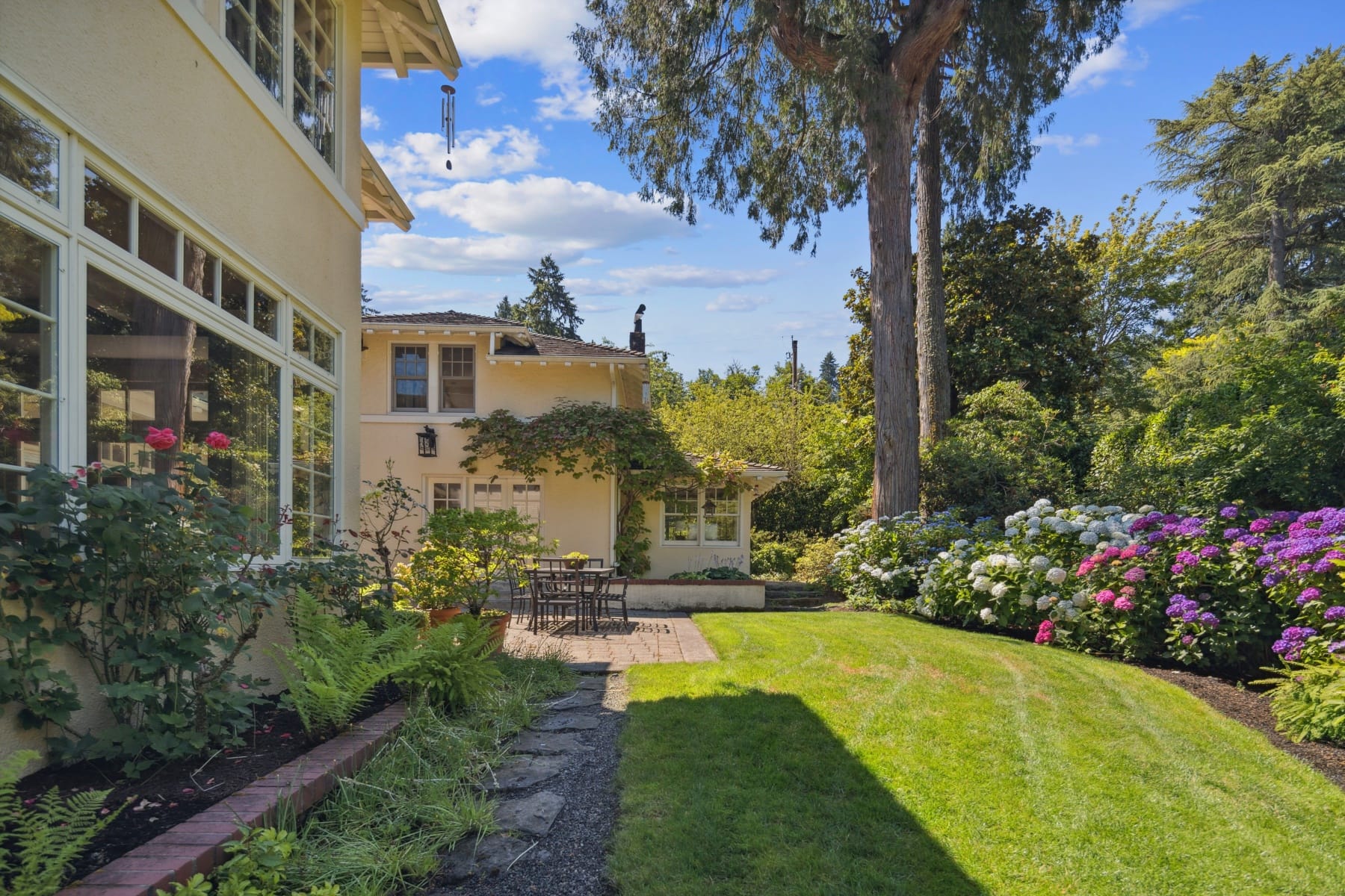  1803 S RIVERDALE RD Portland, OR 97219 - 物件實景