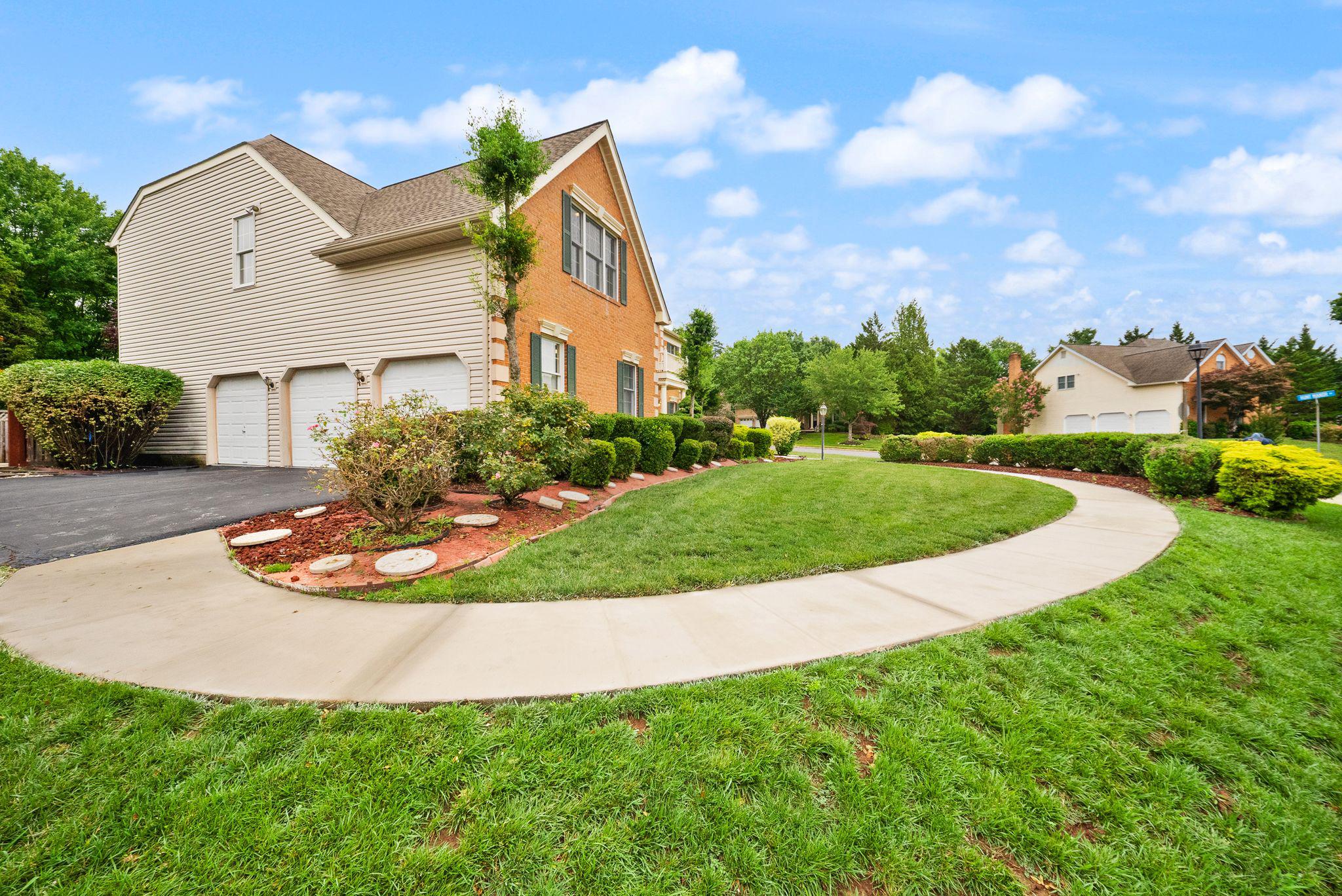  12754 Alder Woods Drive, Fairfax, VA, 22033 - 物件實景